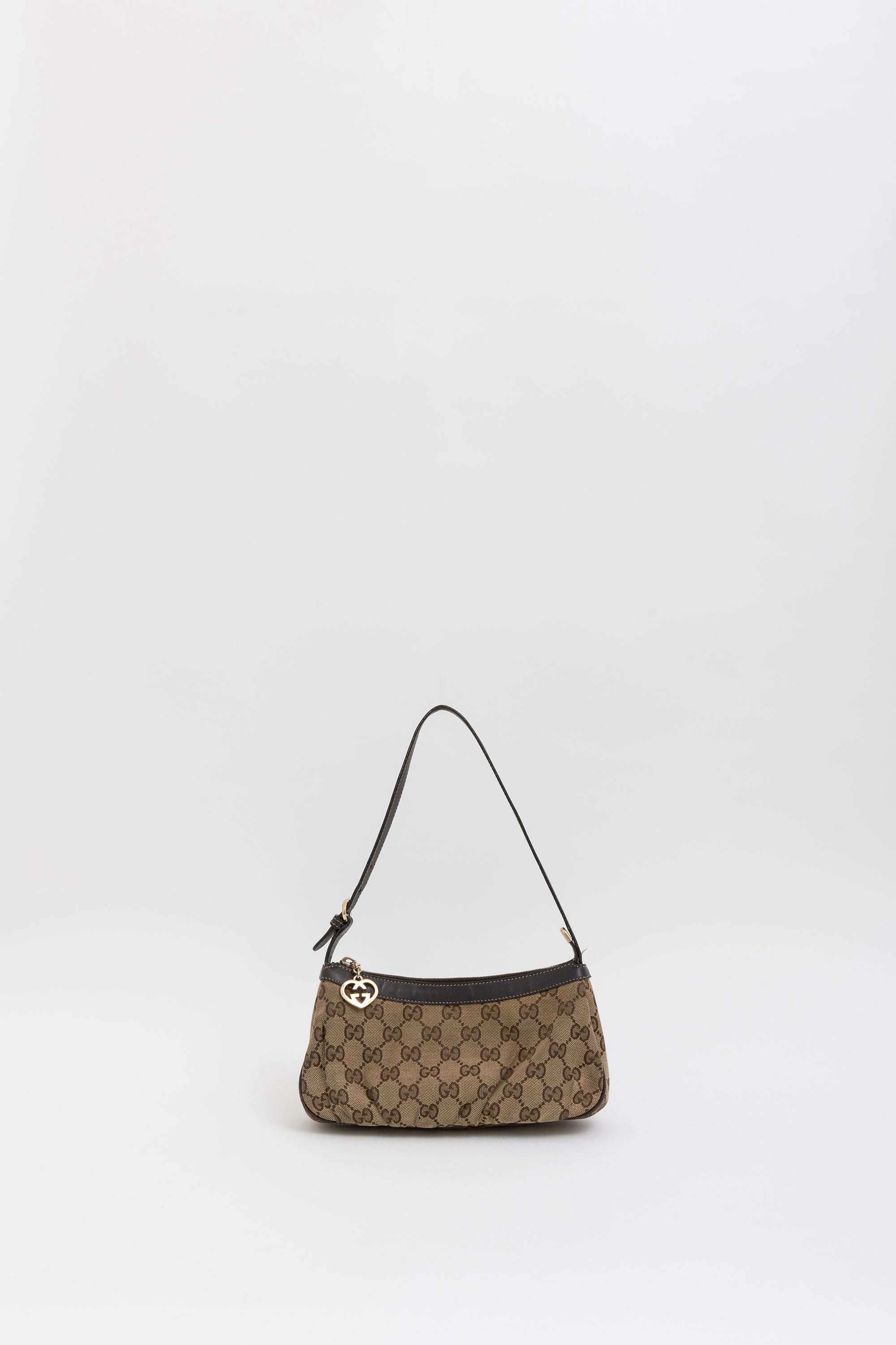 Interlocking G Heart Pochette