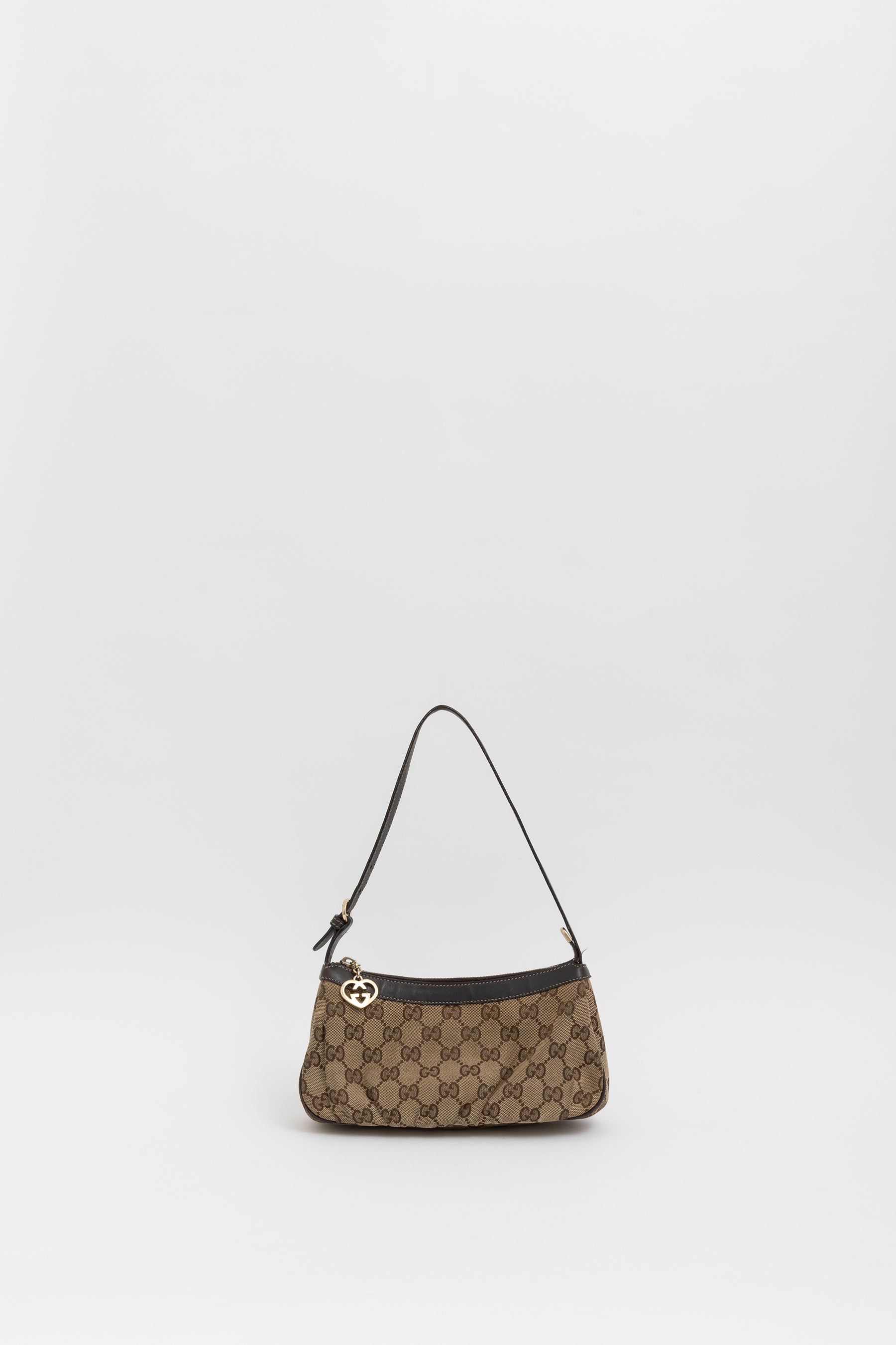 Interlocking G Heart Pochette