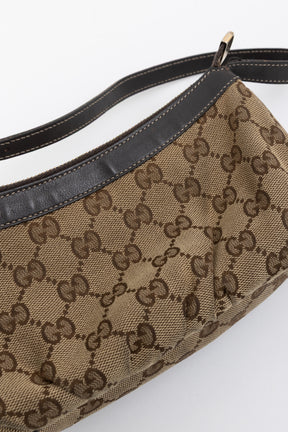 Interlocking G Heart Pochette