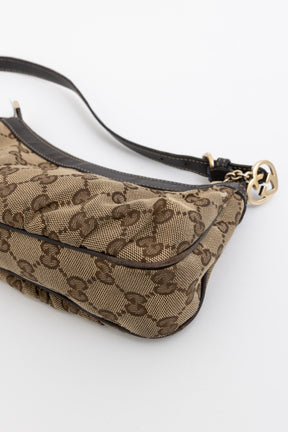 Interlocking G Heart Pochette