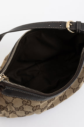 Interlocking G Heart Pochette