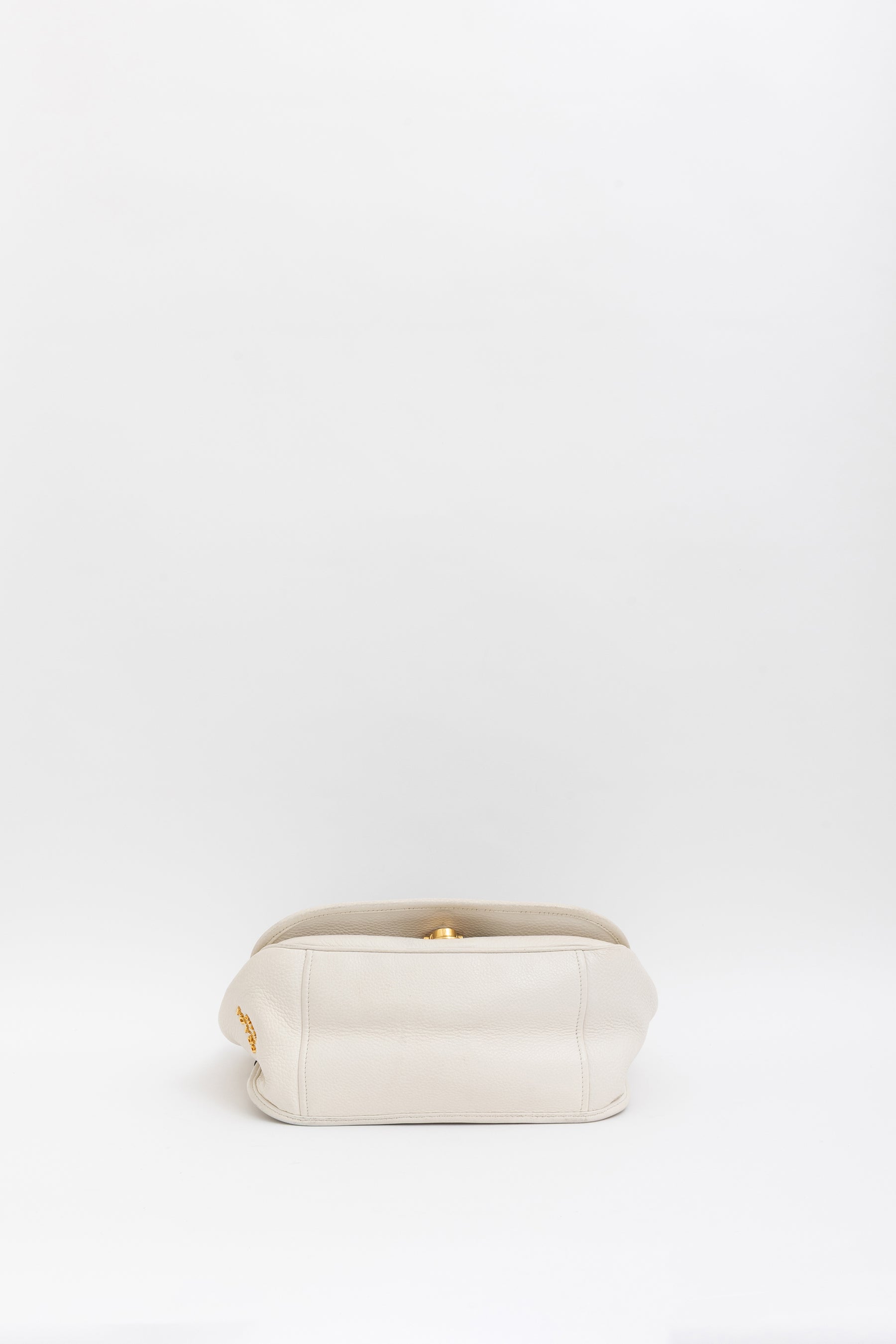 Vitello Daino Shoulder Bag