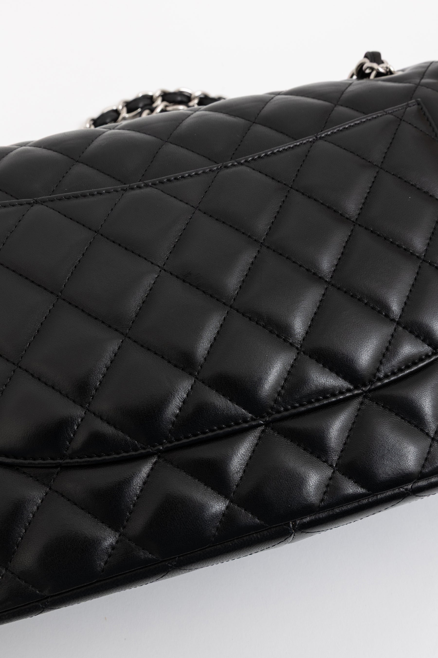 Jumbo Classic Double Flap Bag