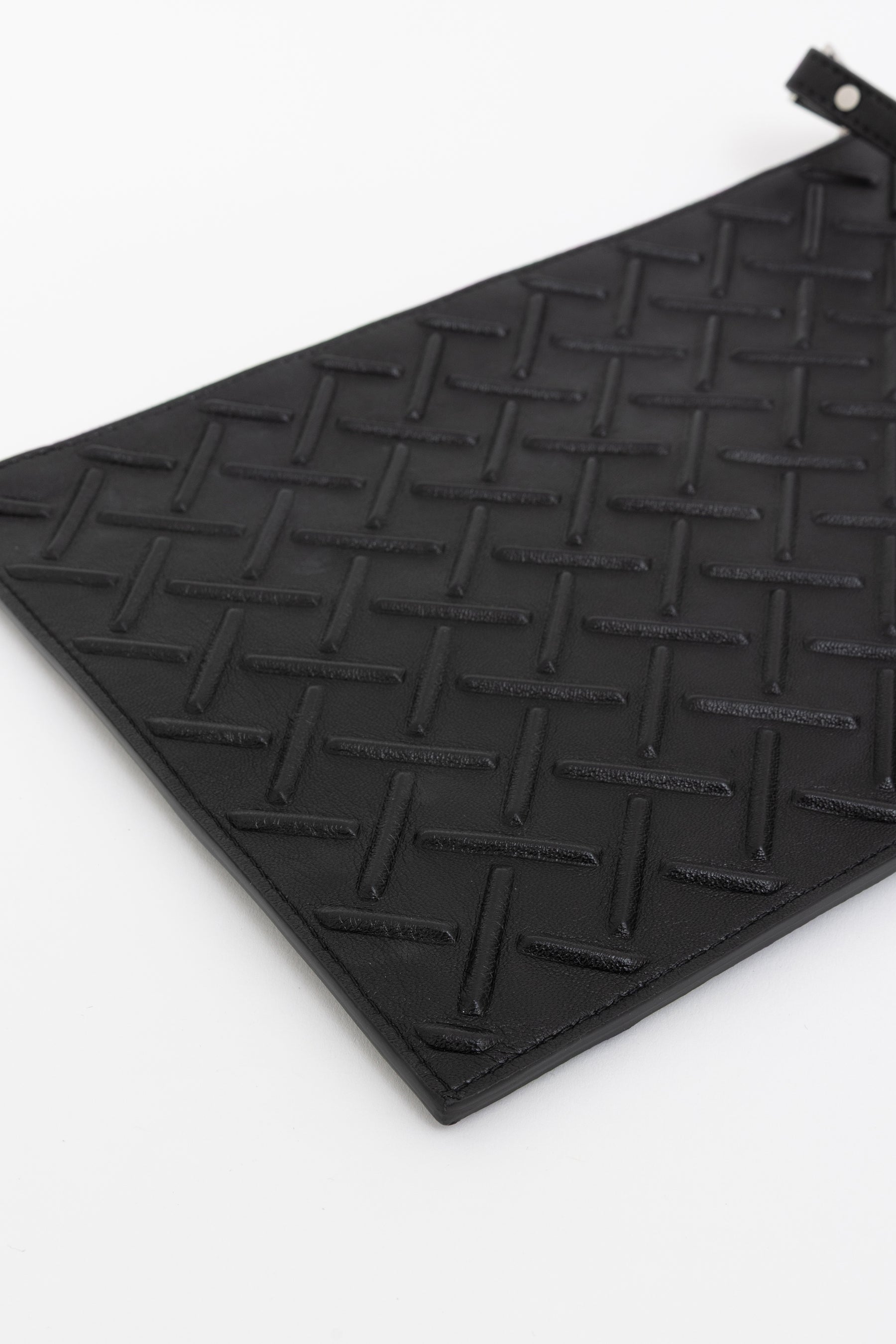 Nappa19 Graphic Pouch