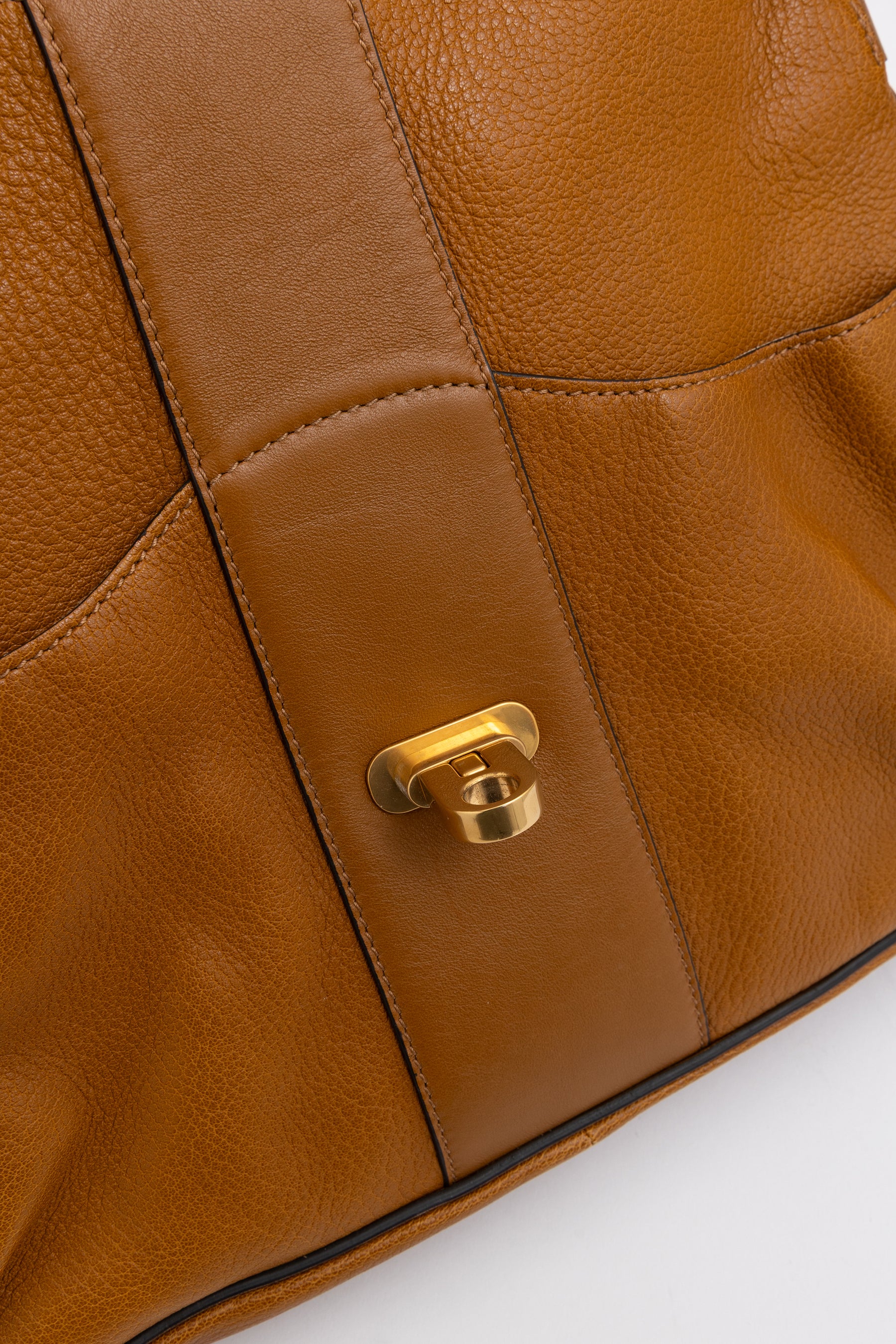 Lexa Shoulder Bag