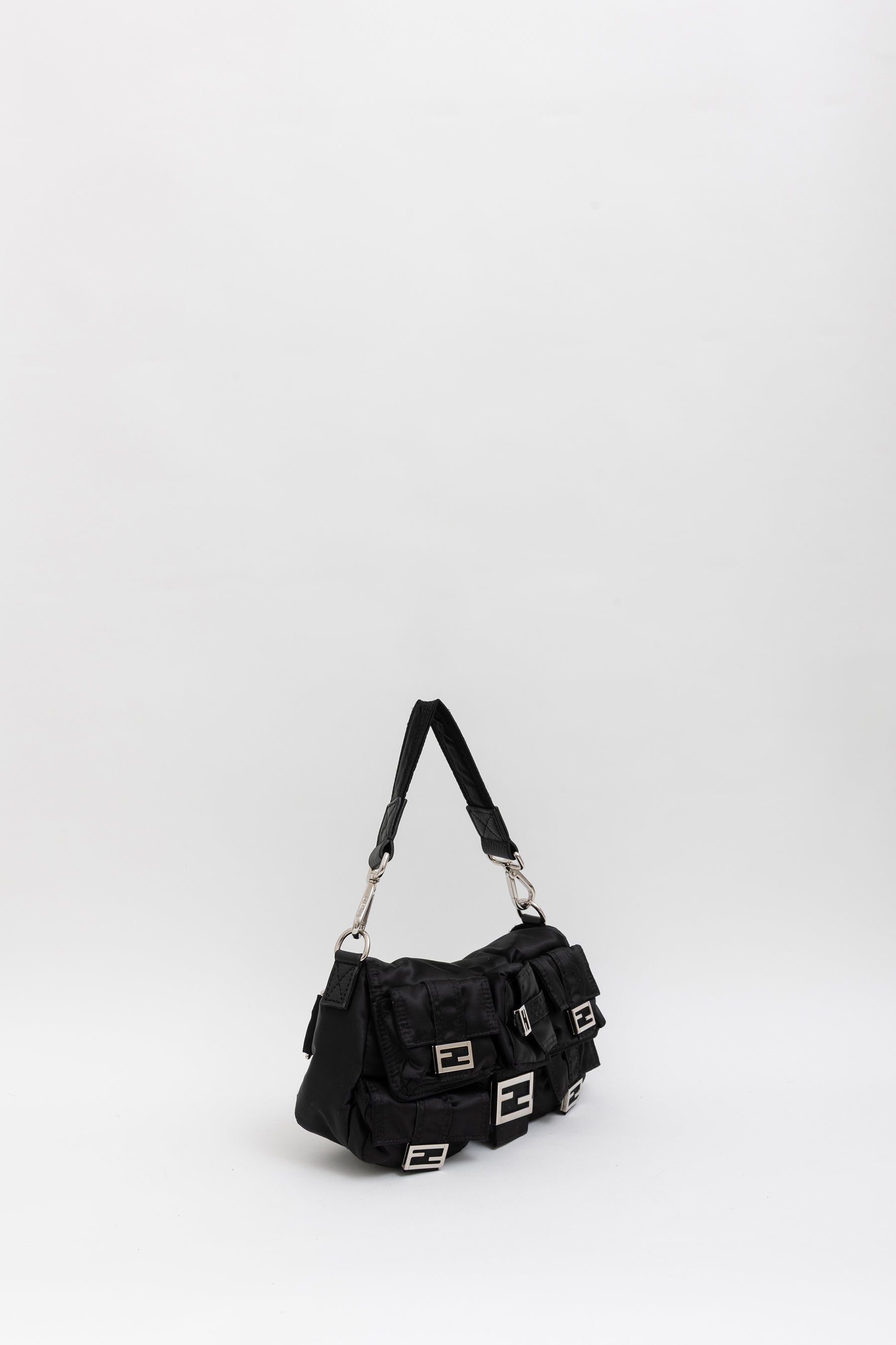 Multipocket Baguette Bag