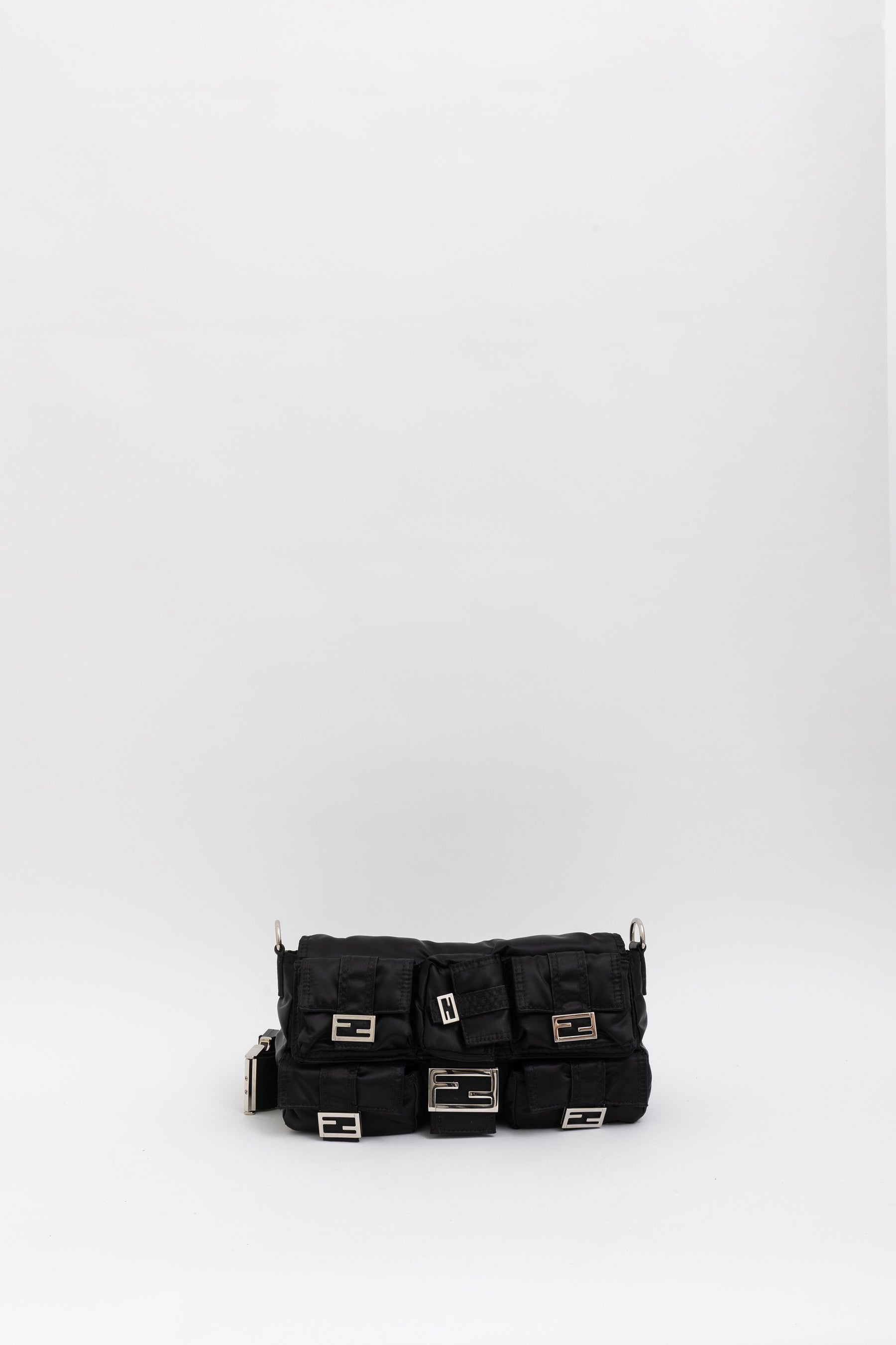 Multipocket Baguette Bag