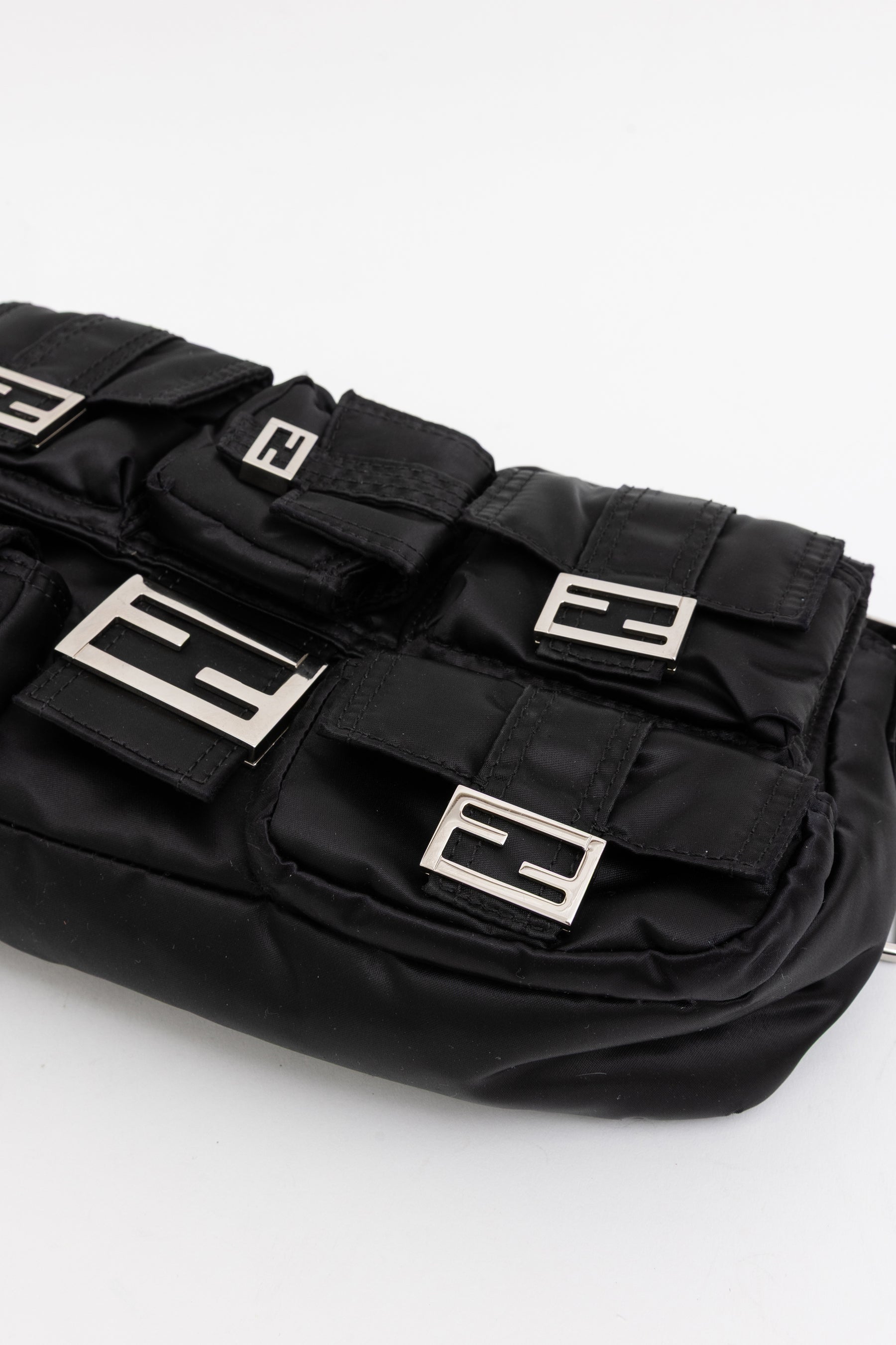 Multipocket Baguette Bag