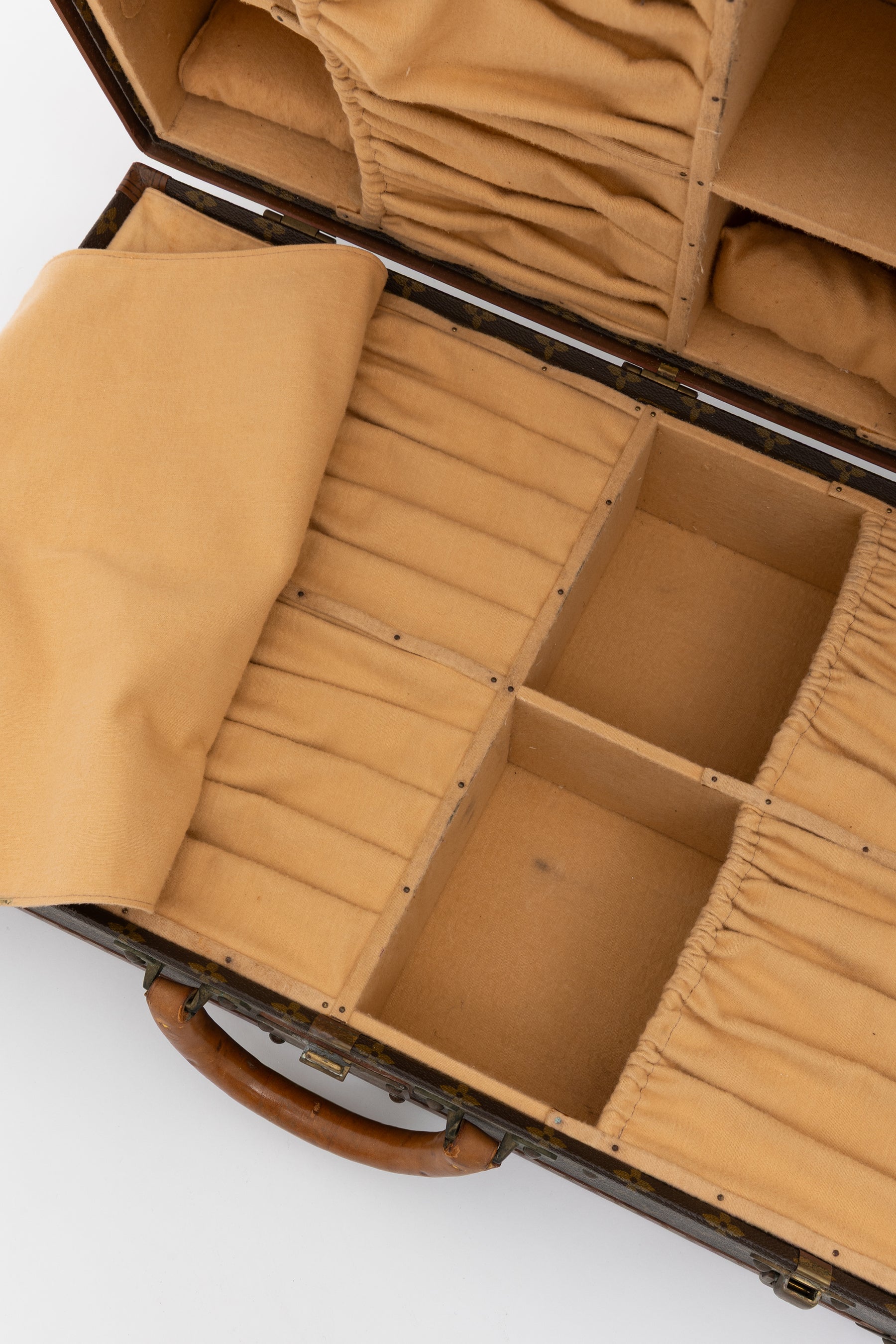 Gemine Shoe Trunk