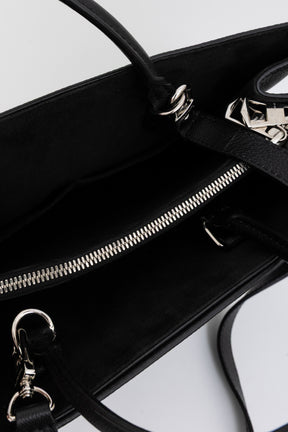 Twist Tote
