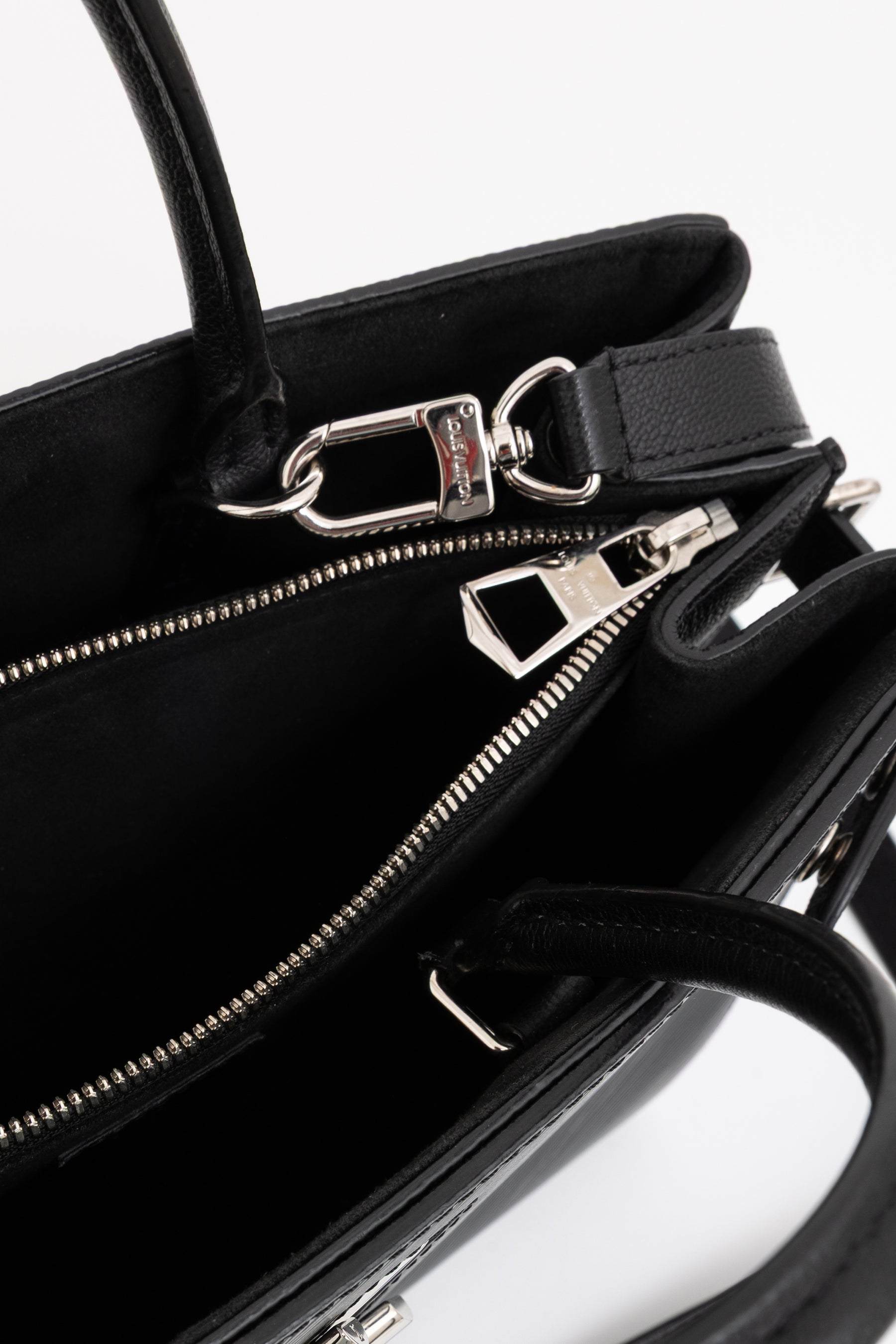 Twist Tote
