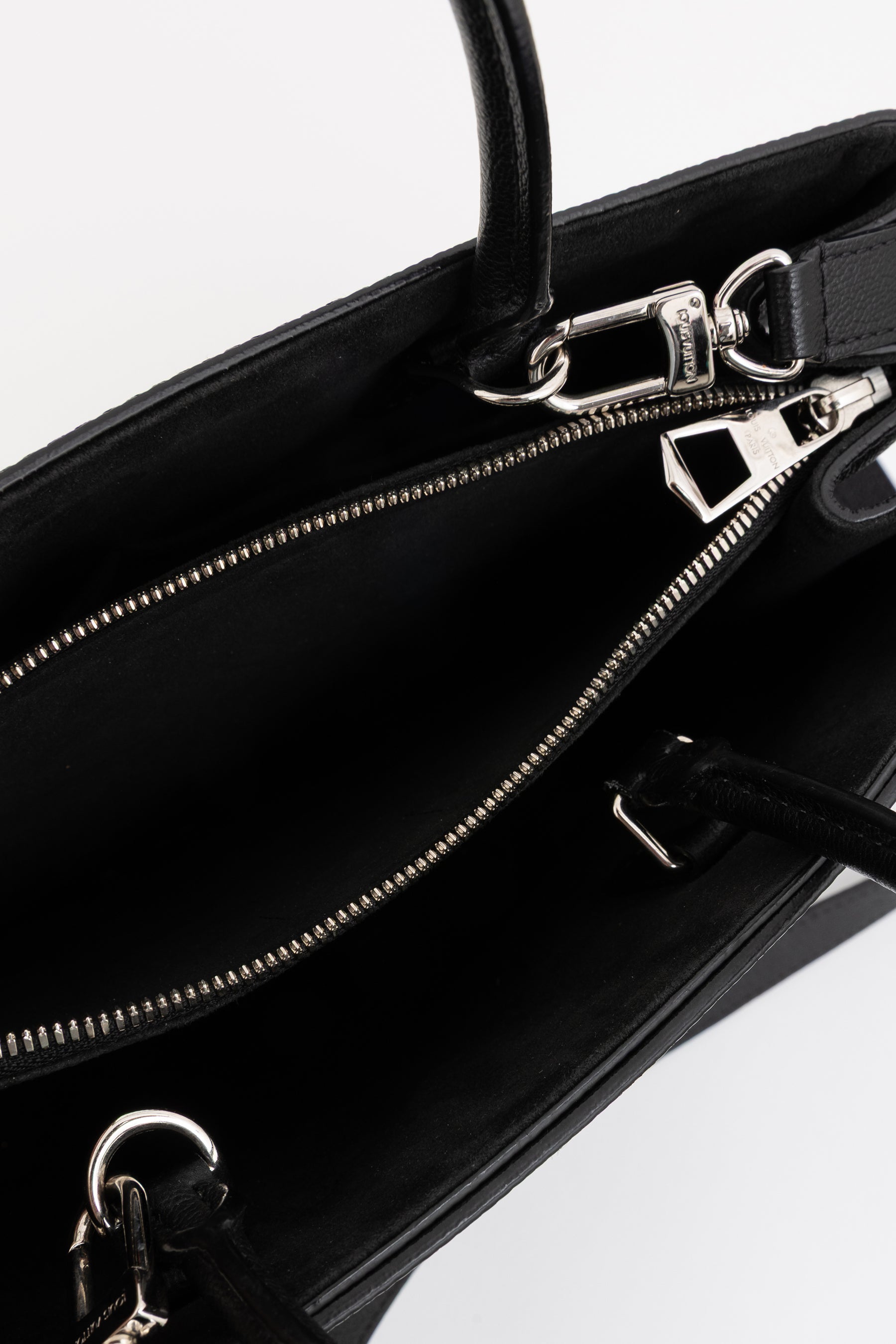 Twist Tote