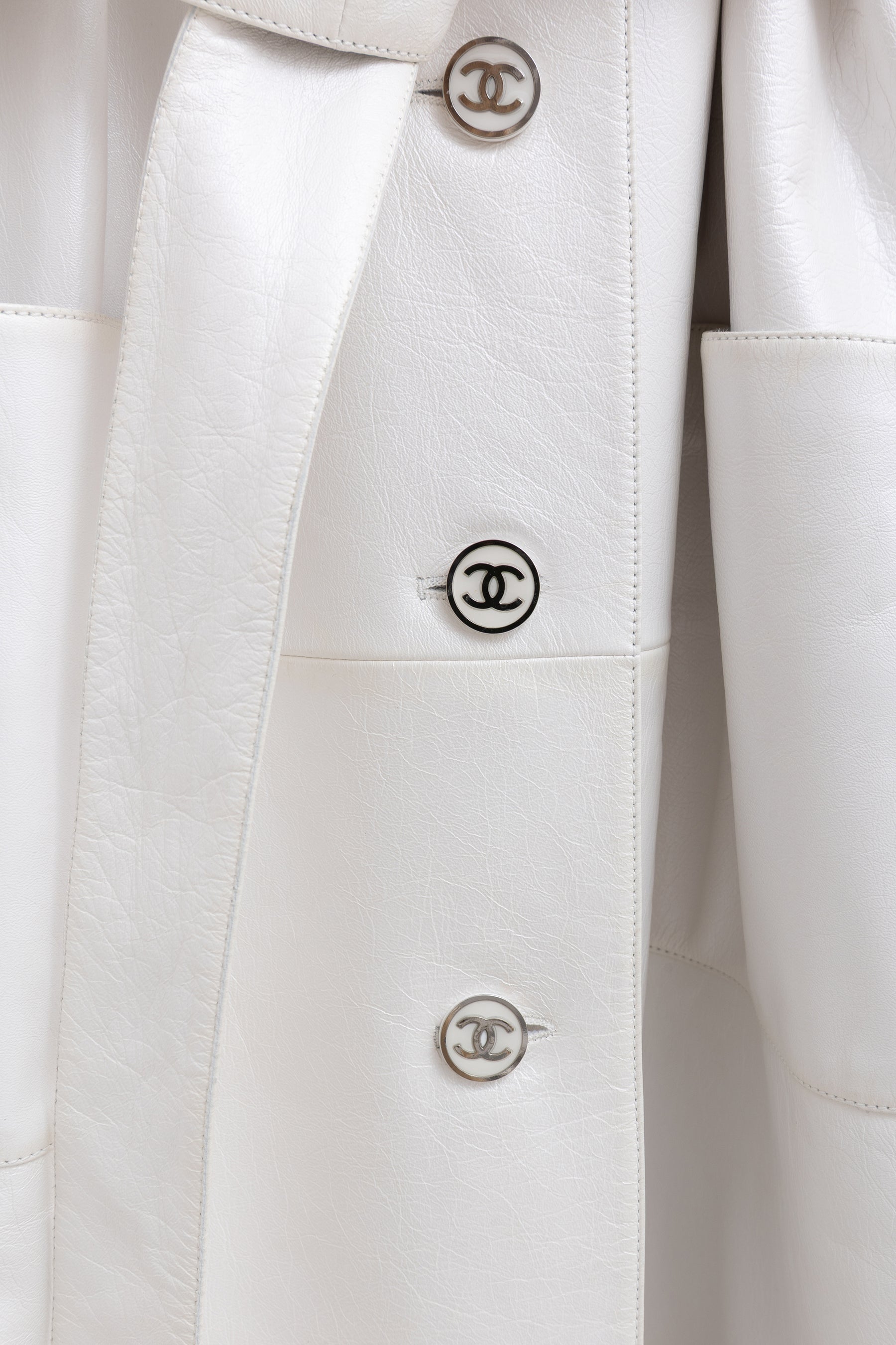 Pearly Trench Coat with Tie
