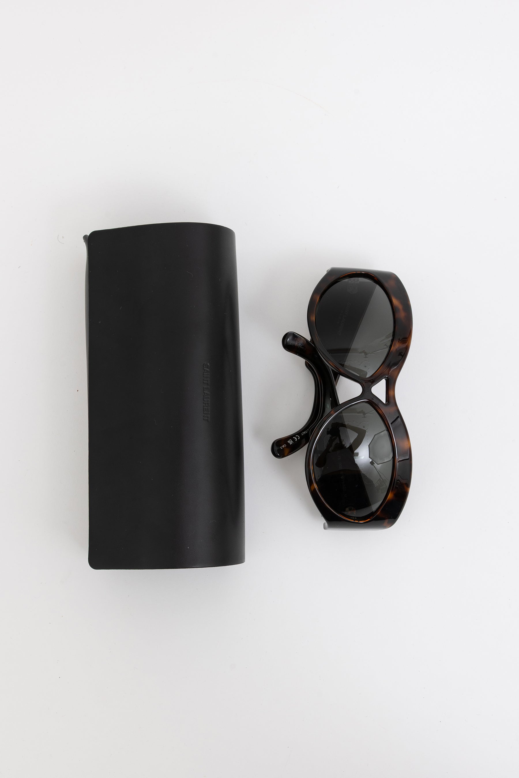 Exaggerated Cat Eye Sunglasses