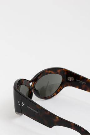 Exaggerated Cat Eye Sunglasses