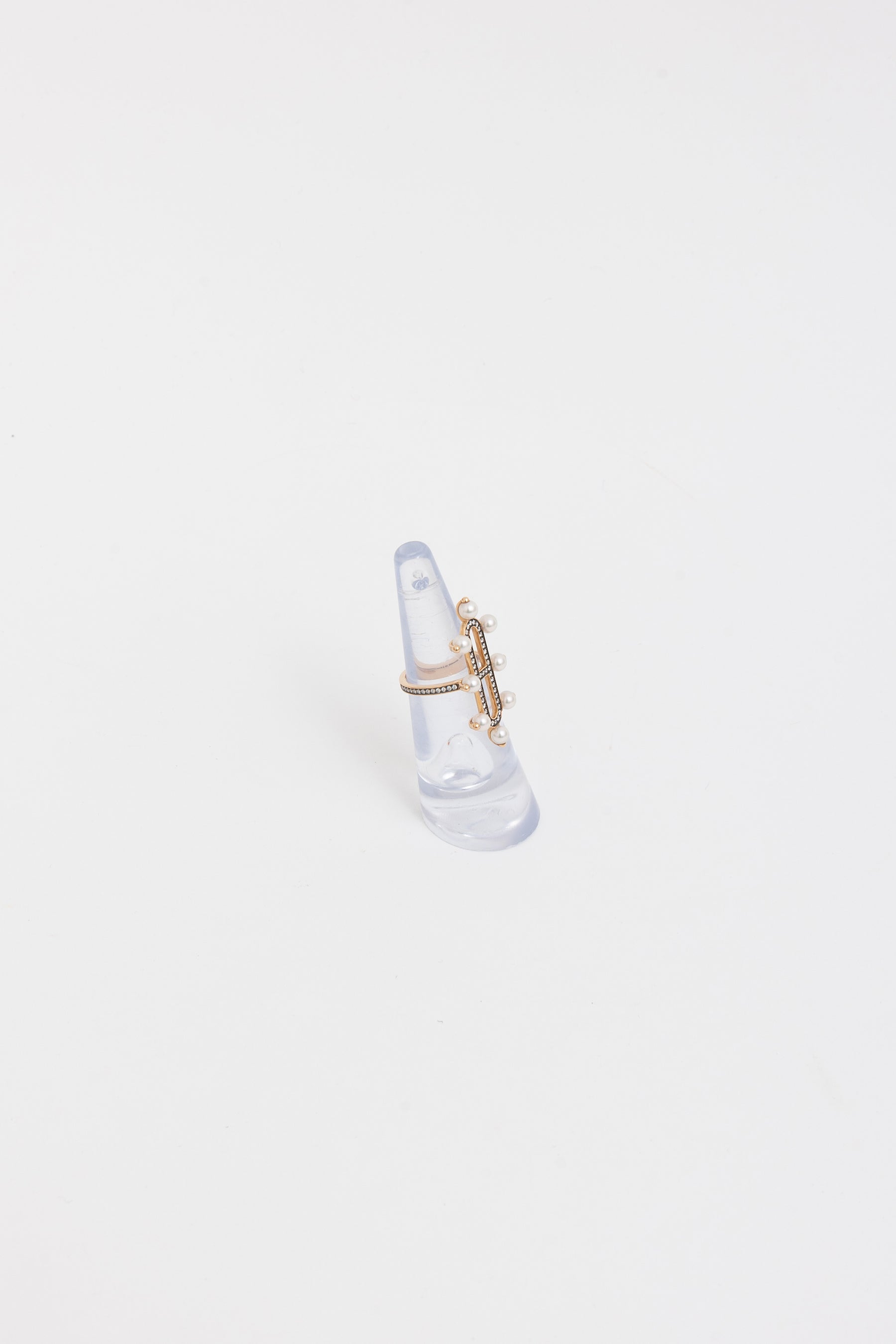 Chandra Ring