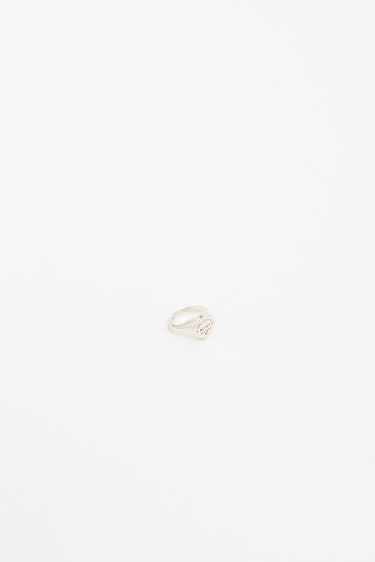 Return to Tiffany Heart Signet Ring