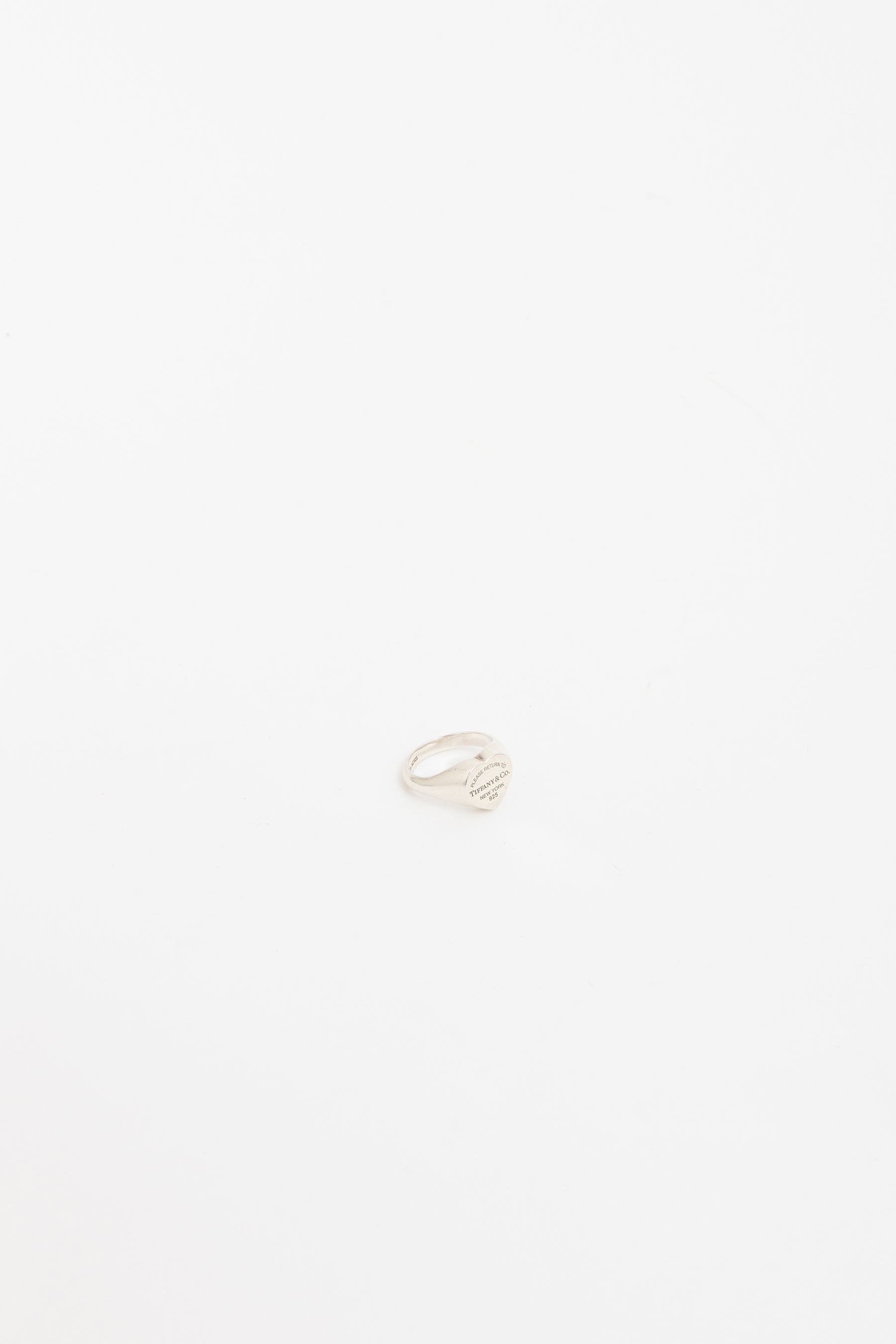 Return to Tiffany Heart Signet Ring