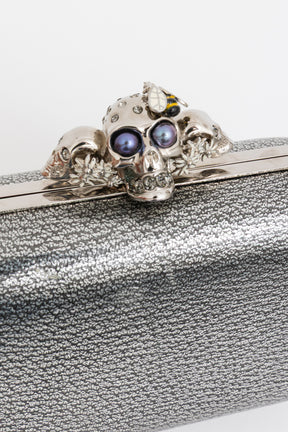 Skull Clutch