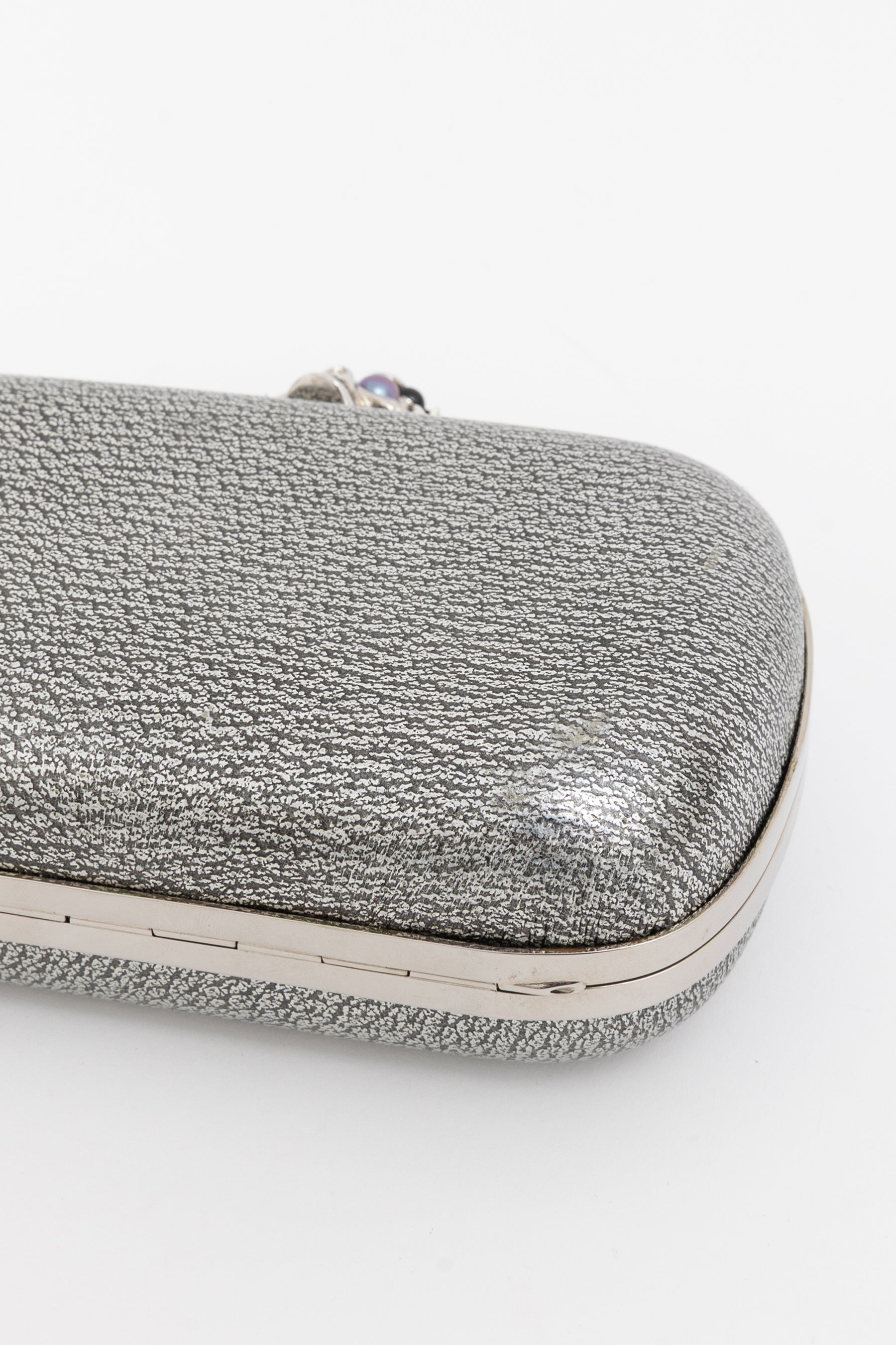 Skull Clutch