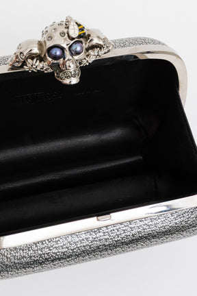 Skull Clutch