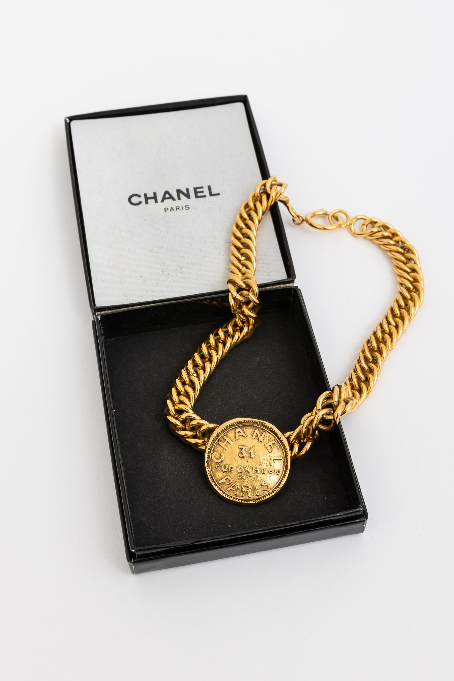 Rue 31 Cambon Choker