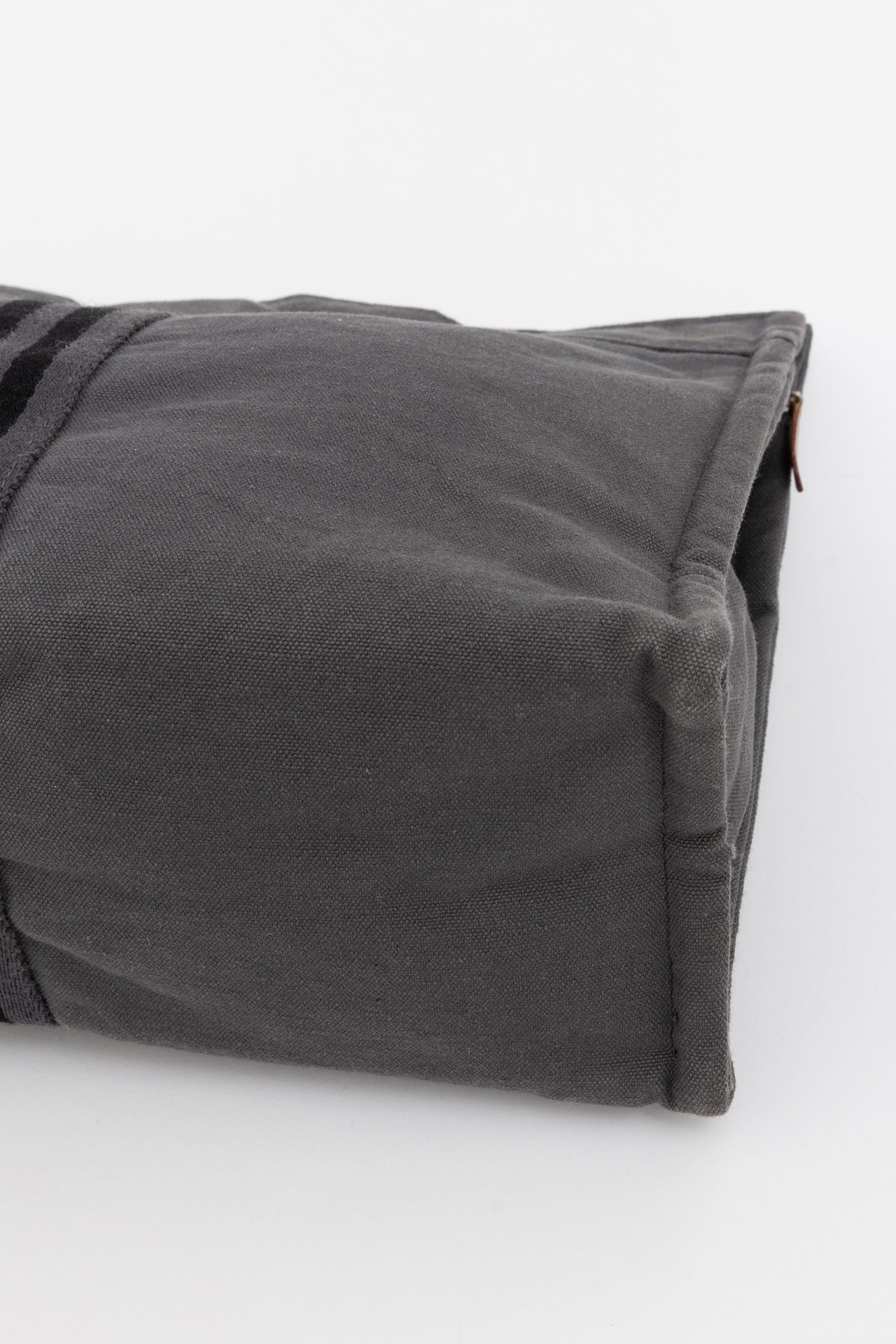 Toto Clutch Bag
