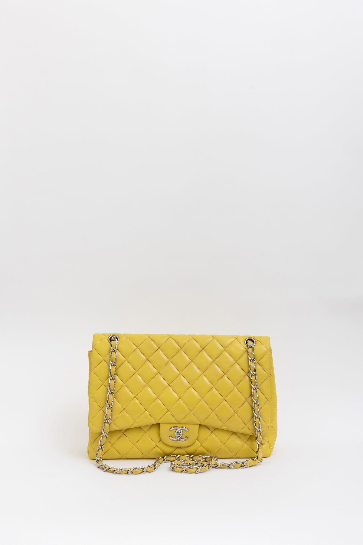 Maxi Classic Flap Bag