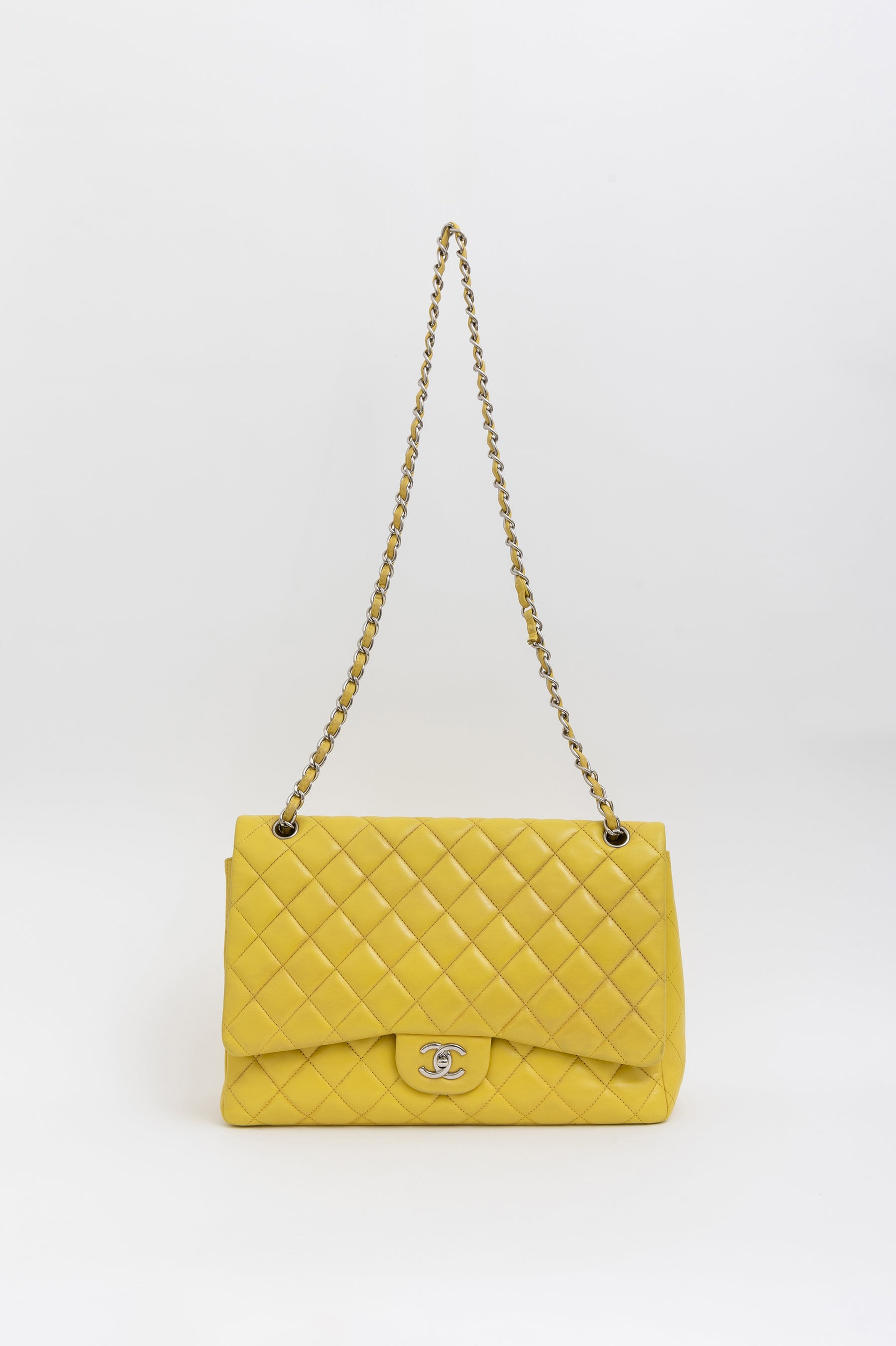 Maxi Classic Flap Bag