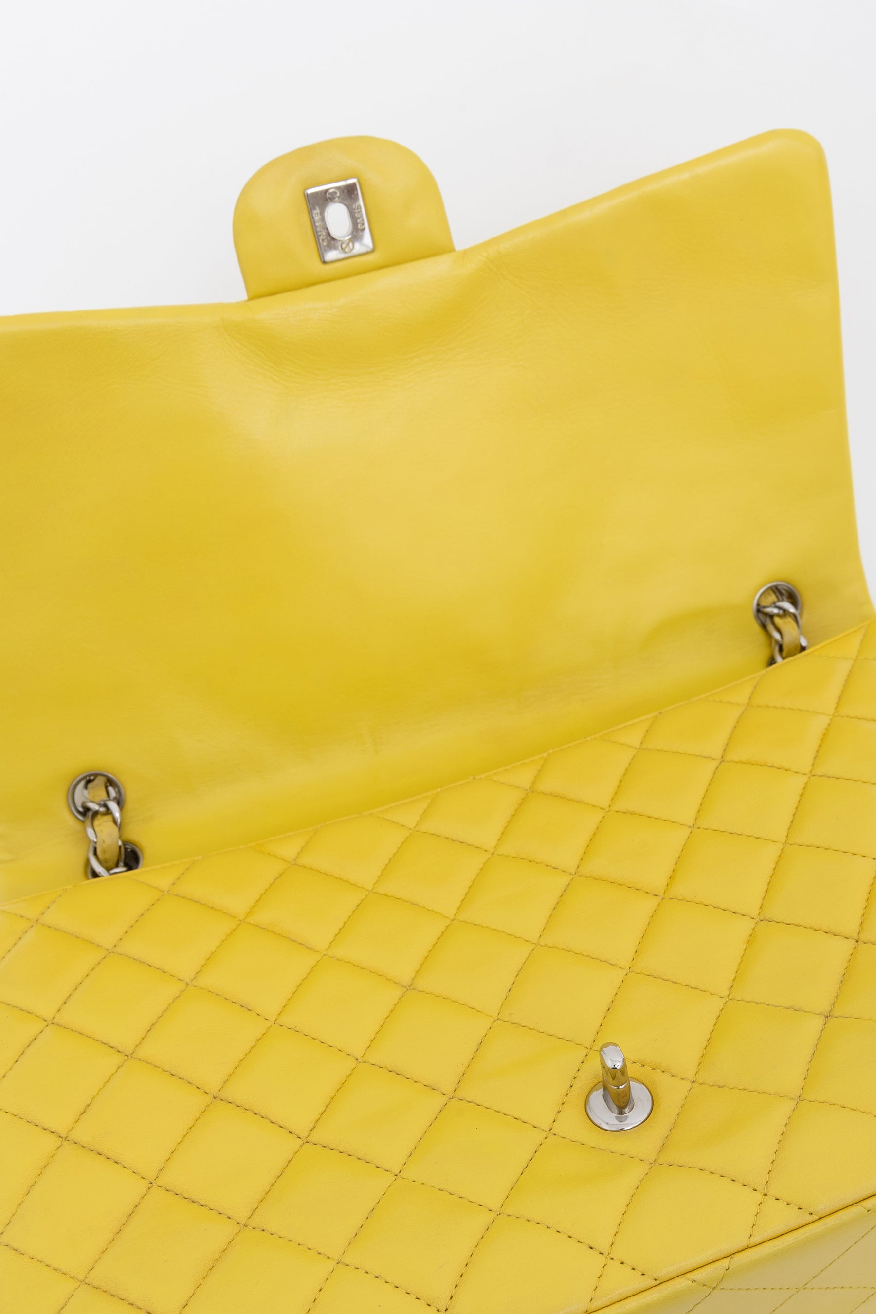 Maxi Classic Flap Bag
