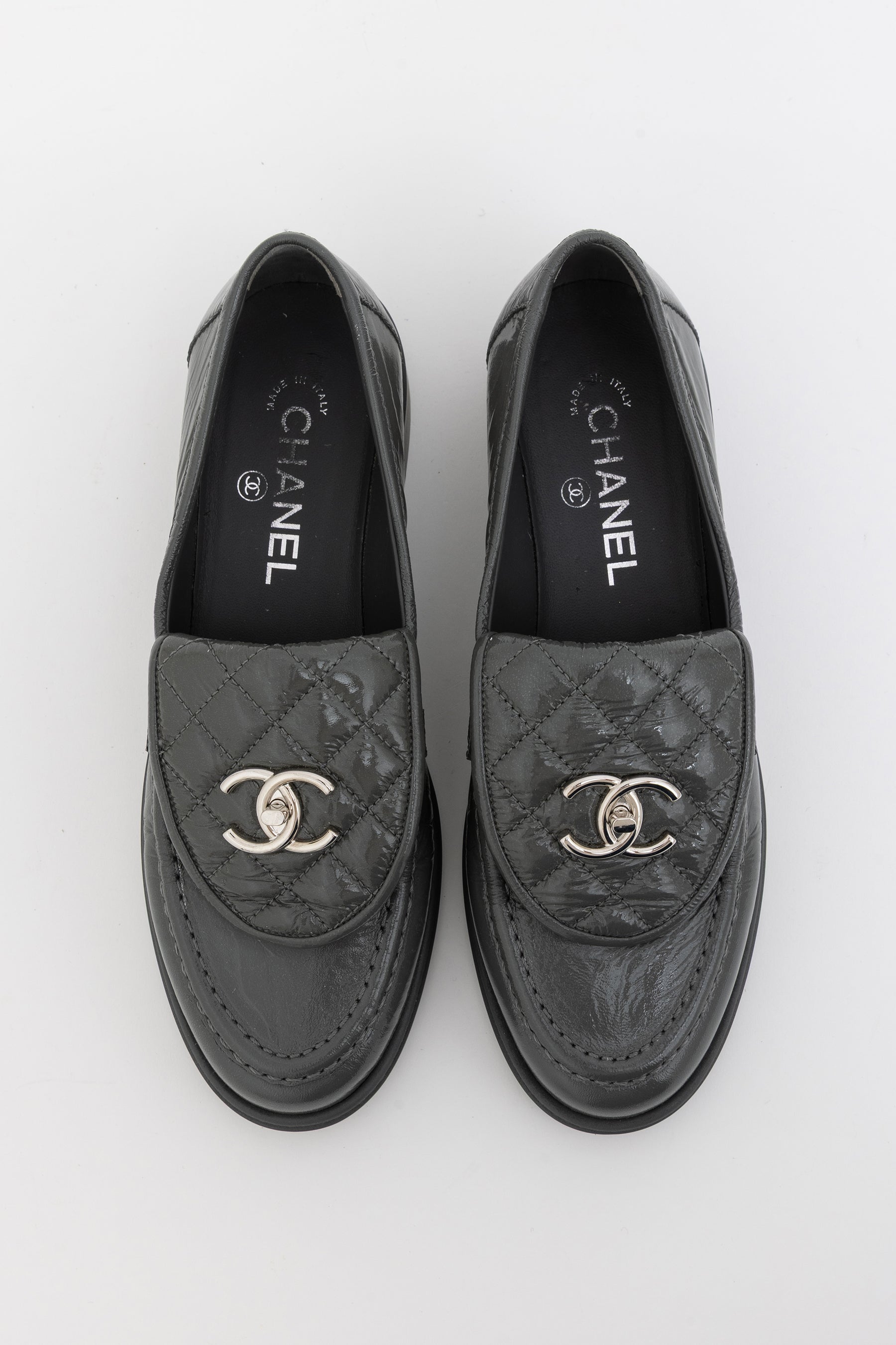 Turnlock Moccasins