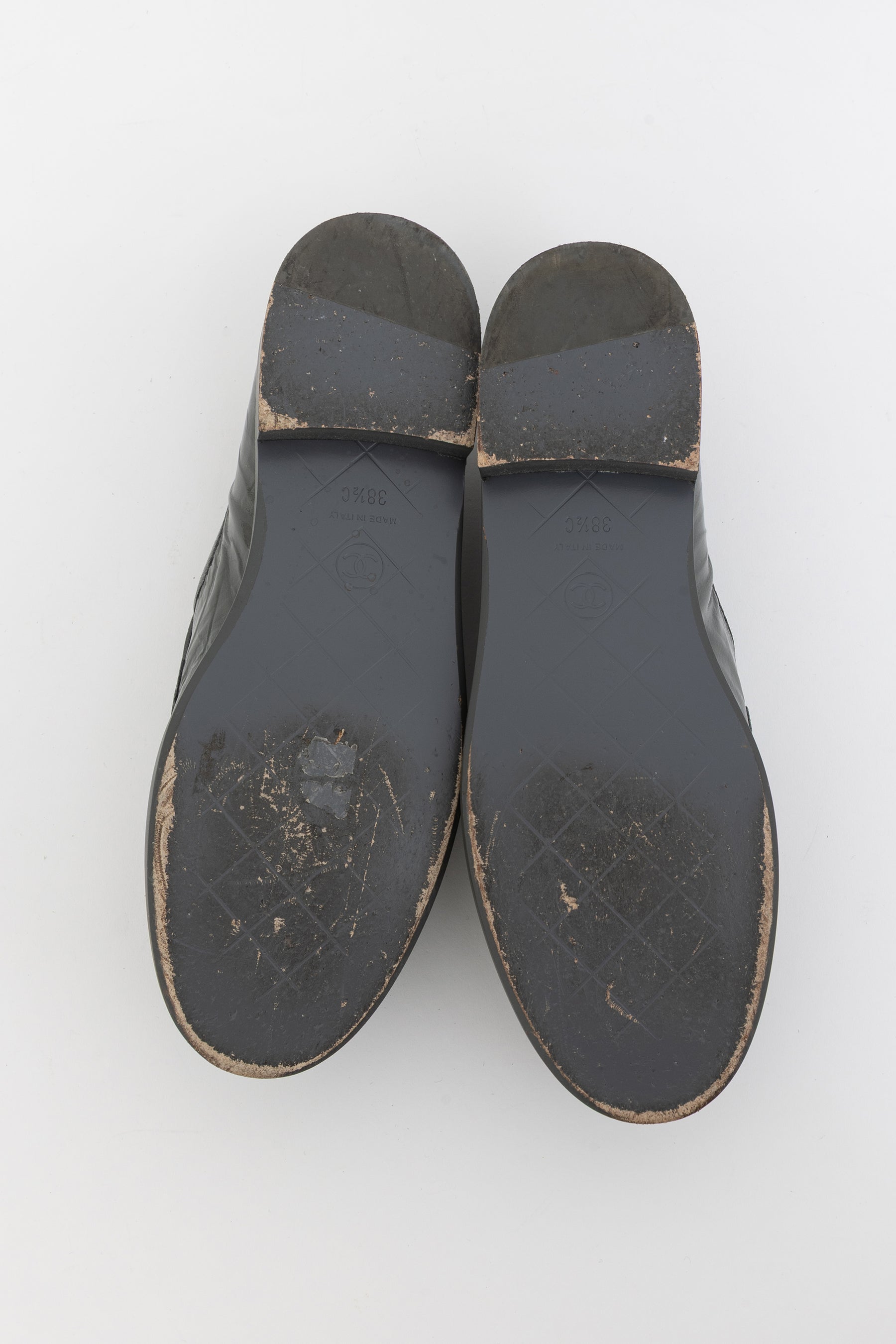 Turnlock Moccasins