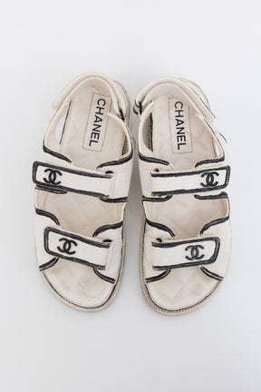 22C Sketch Dad Sandals