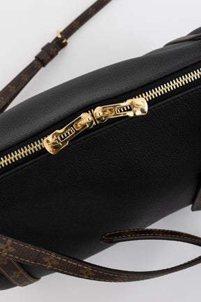 Express PM Shoulder Bag