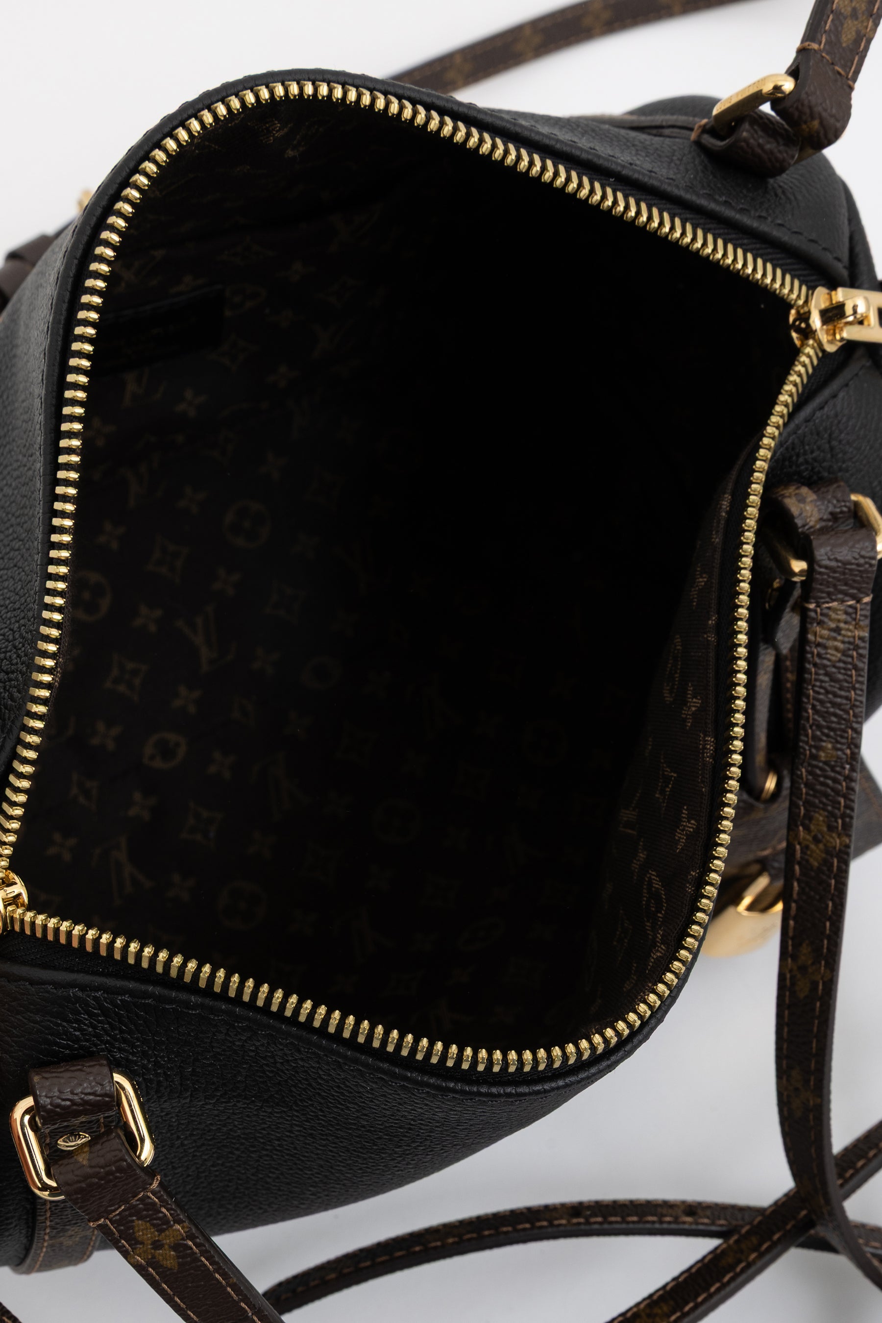 Express PM Shoulder Bag