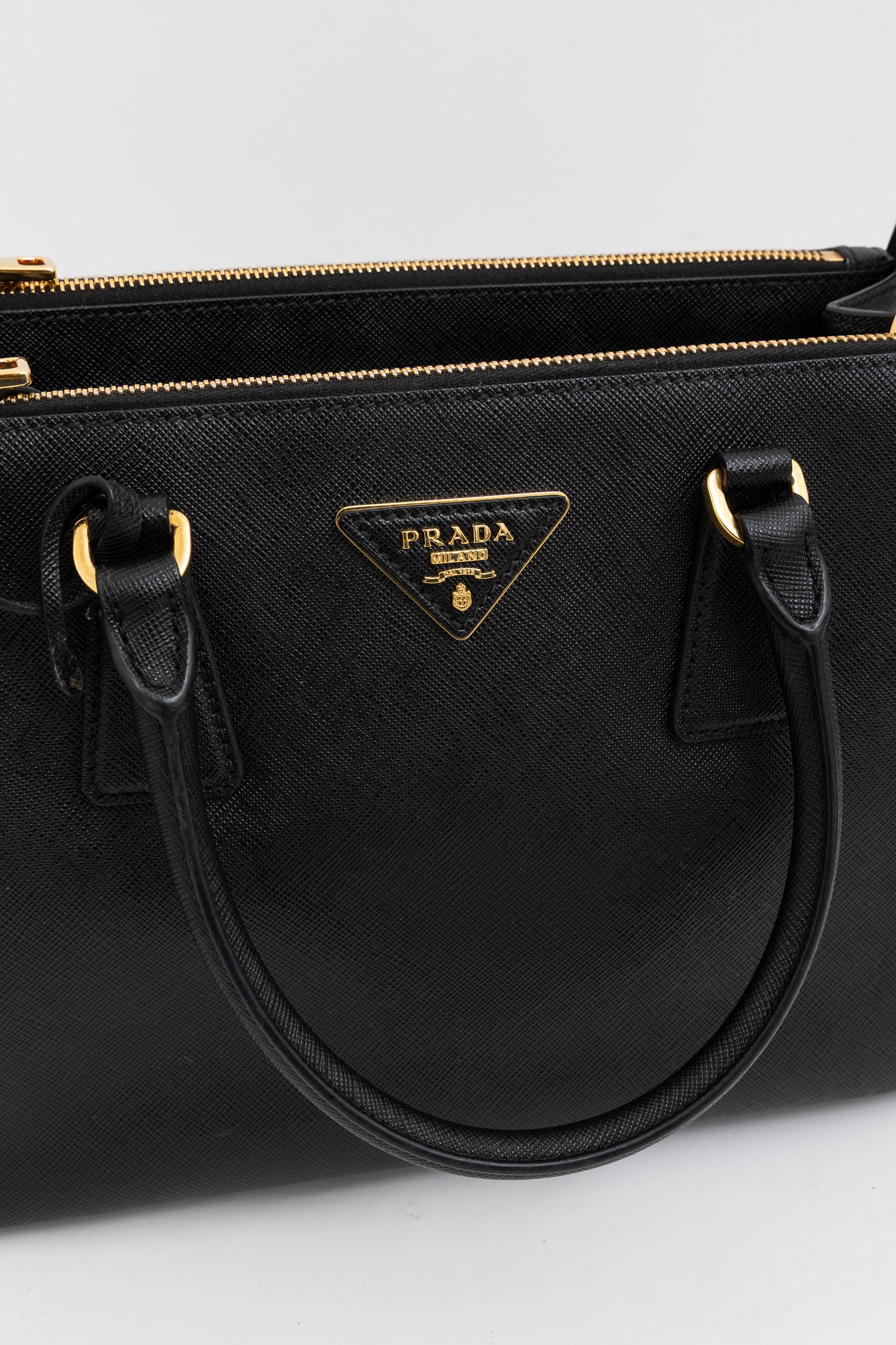 Medium Galleria Bag