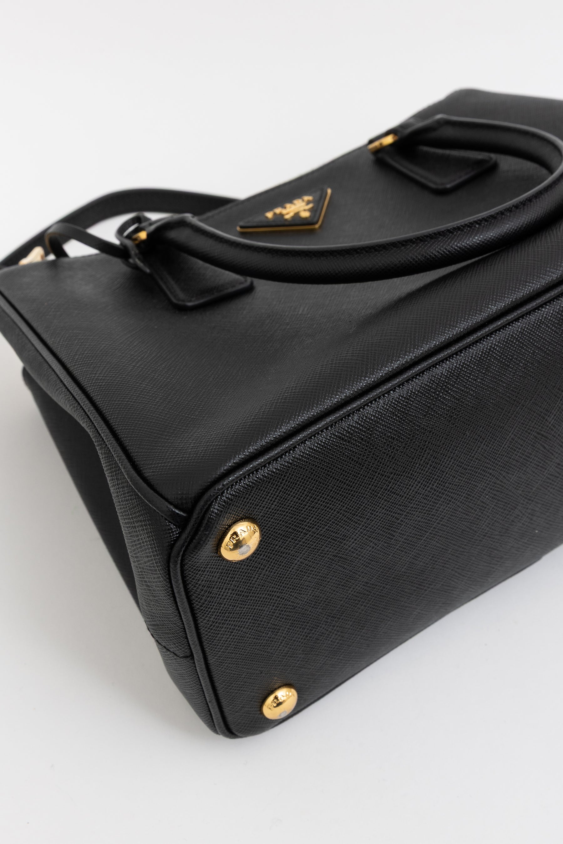 Medium Galleria Bag