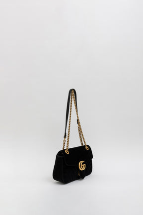 GG Marmont Small Shoulder Bag