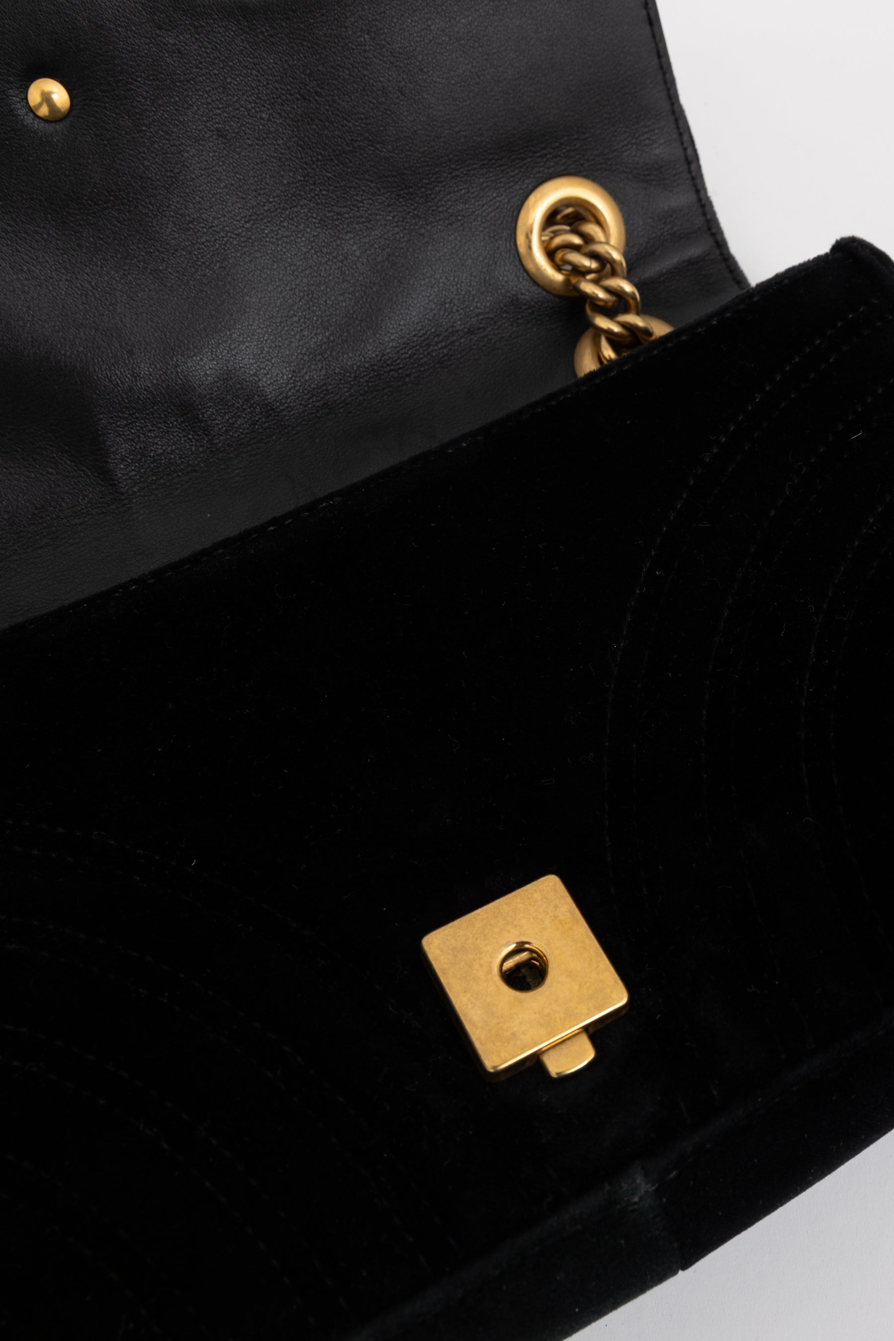 GG Marmont Small Shoulder Bag