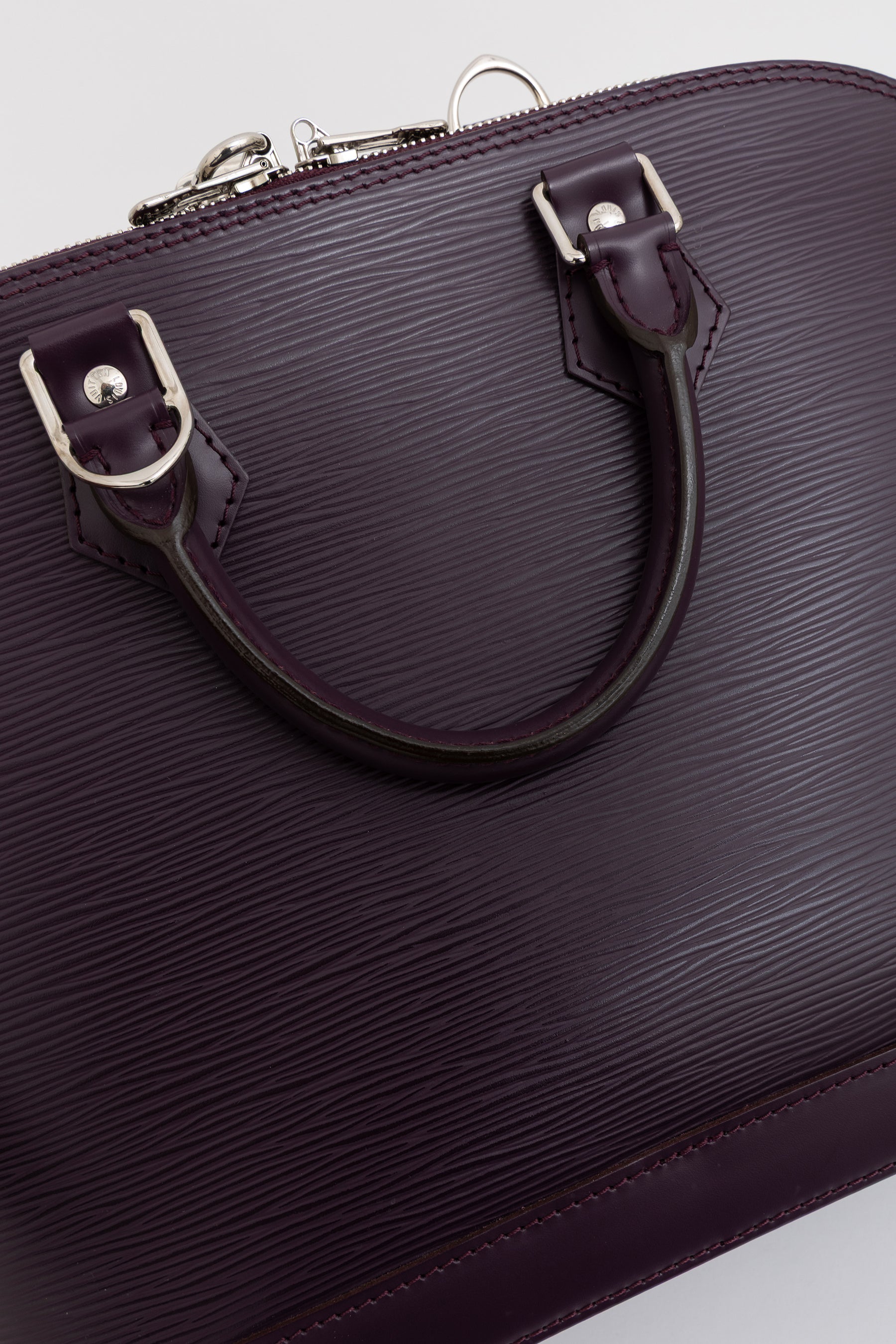 Alma MM Bag