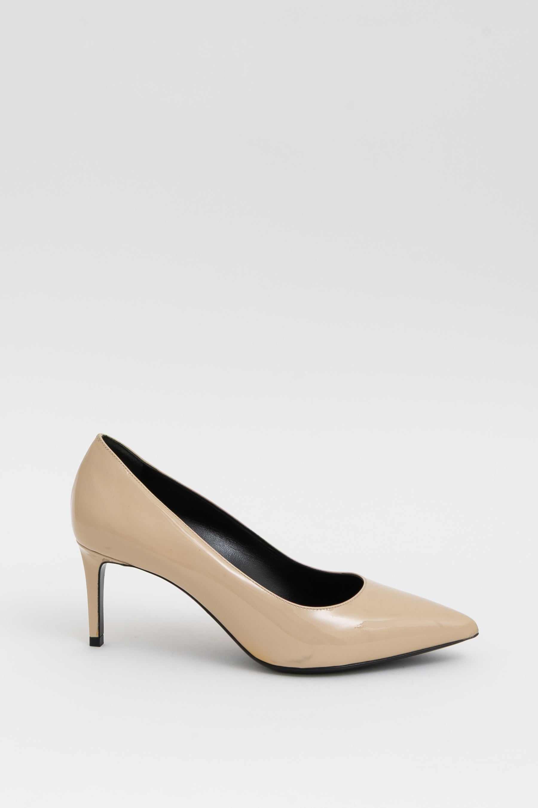 Classic Pumps