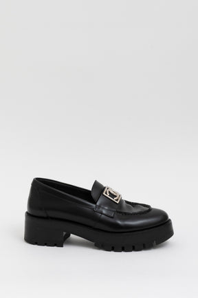 Interlocking CC Logo Loafers