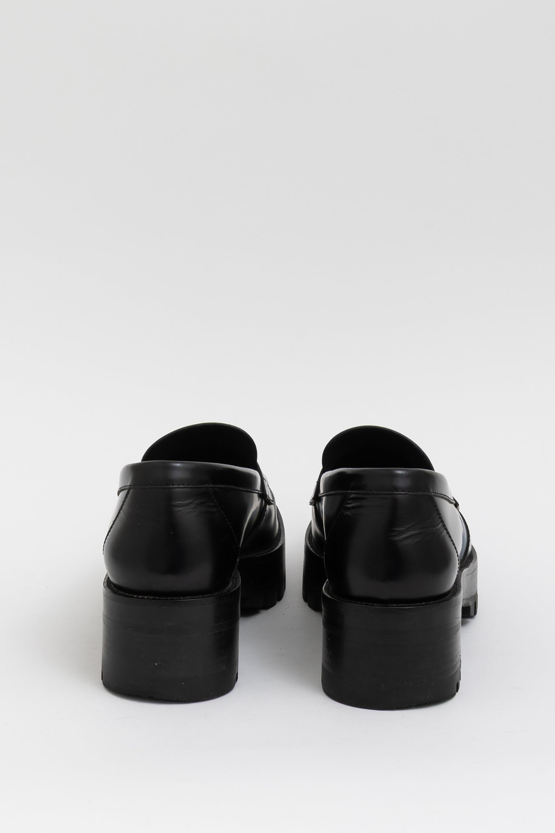 Interlocking CC Logo Loafers