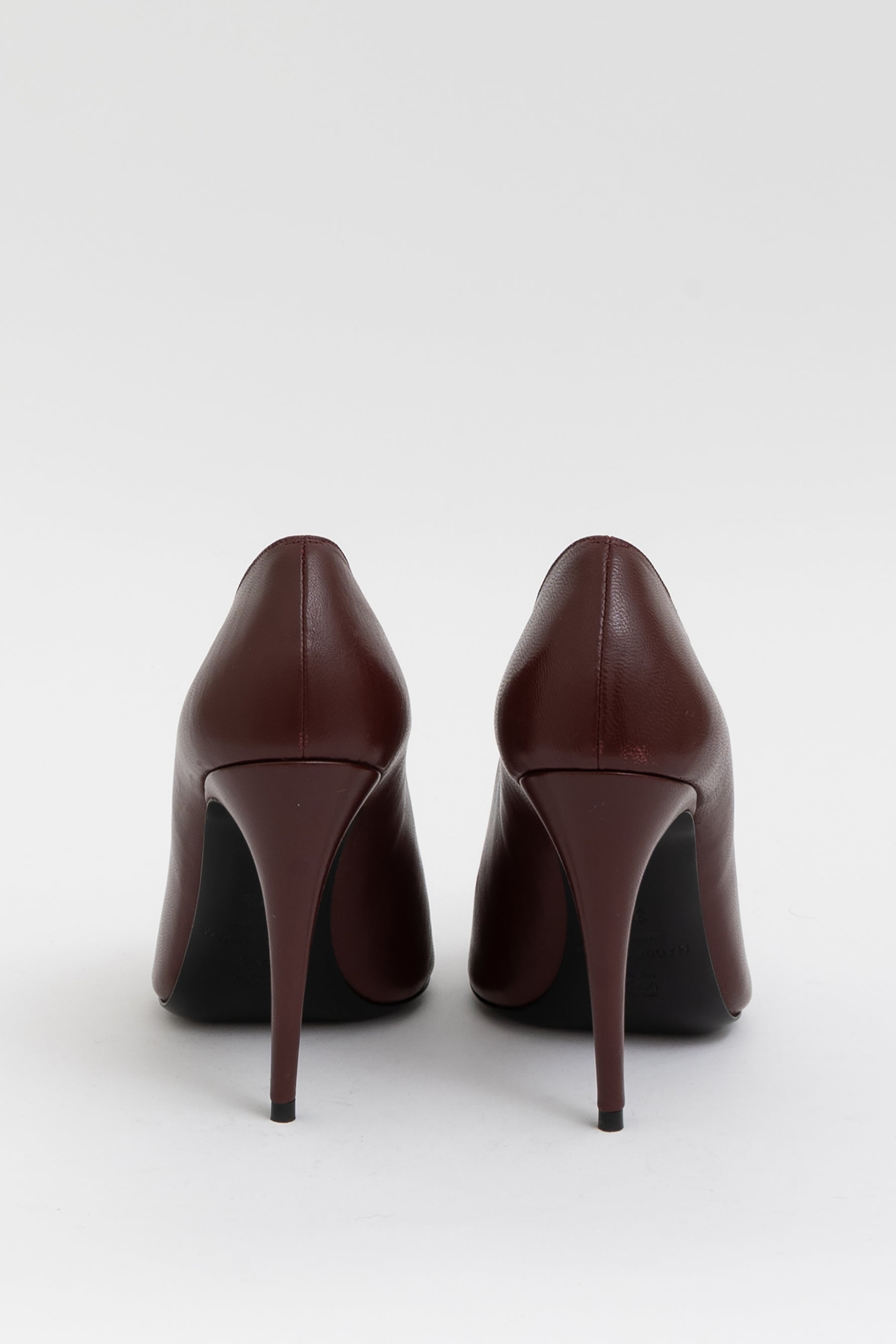 Elongated Pumps