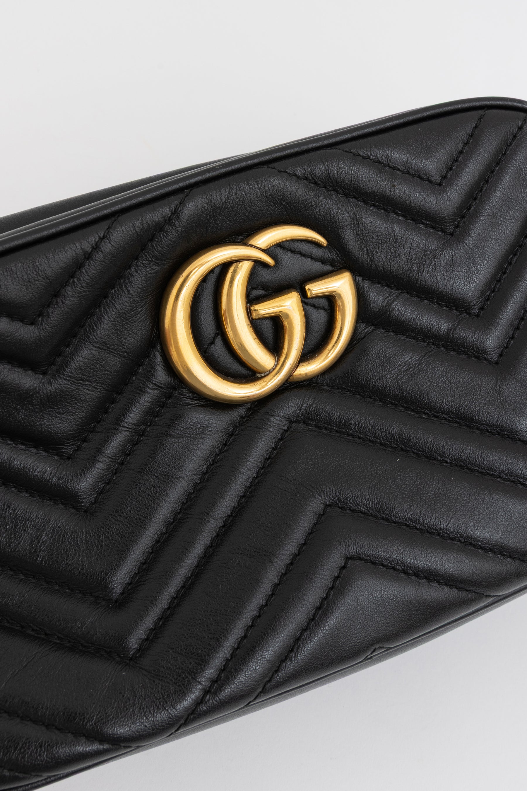 GG Marmont Small Camera Bag