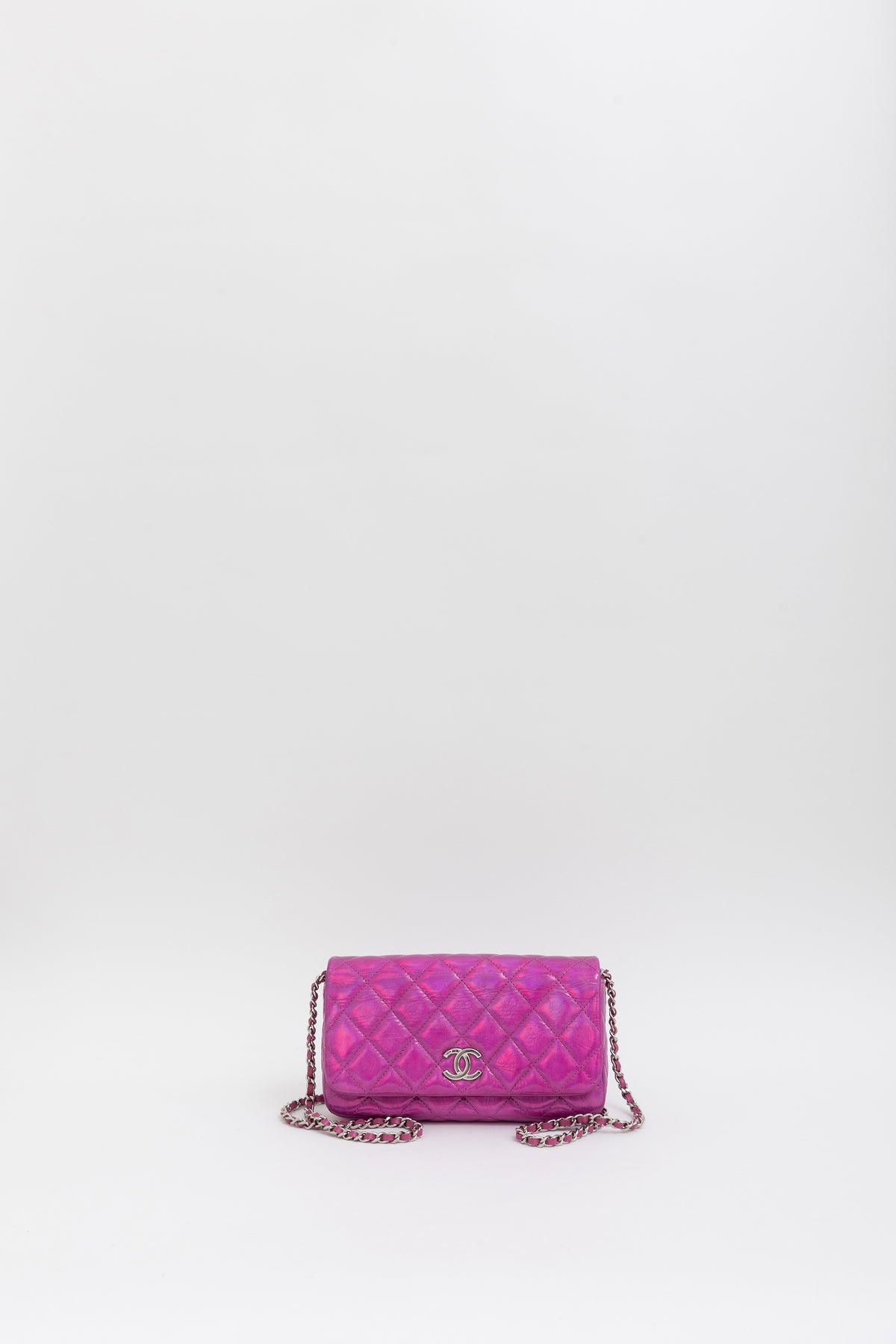 Iridescent Wallet on Chain