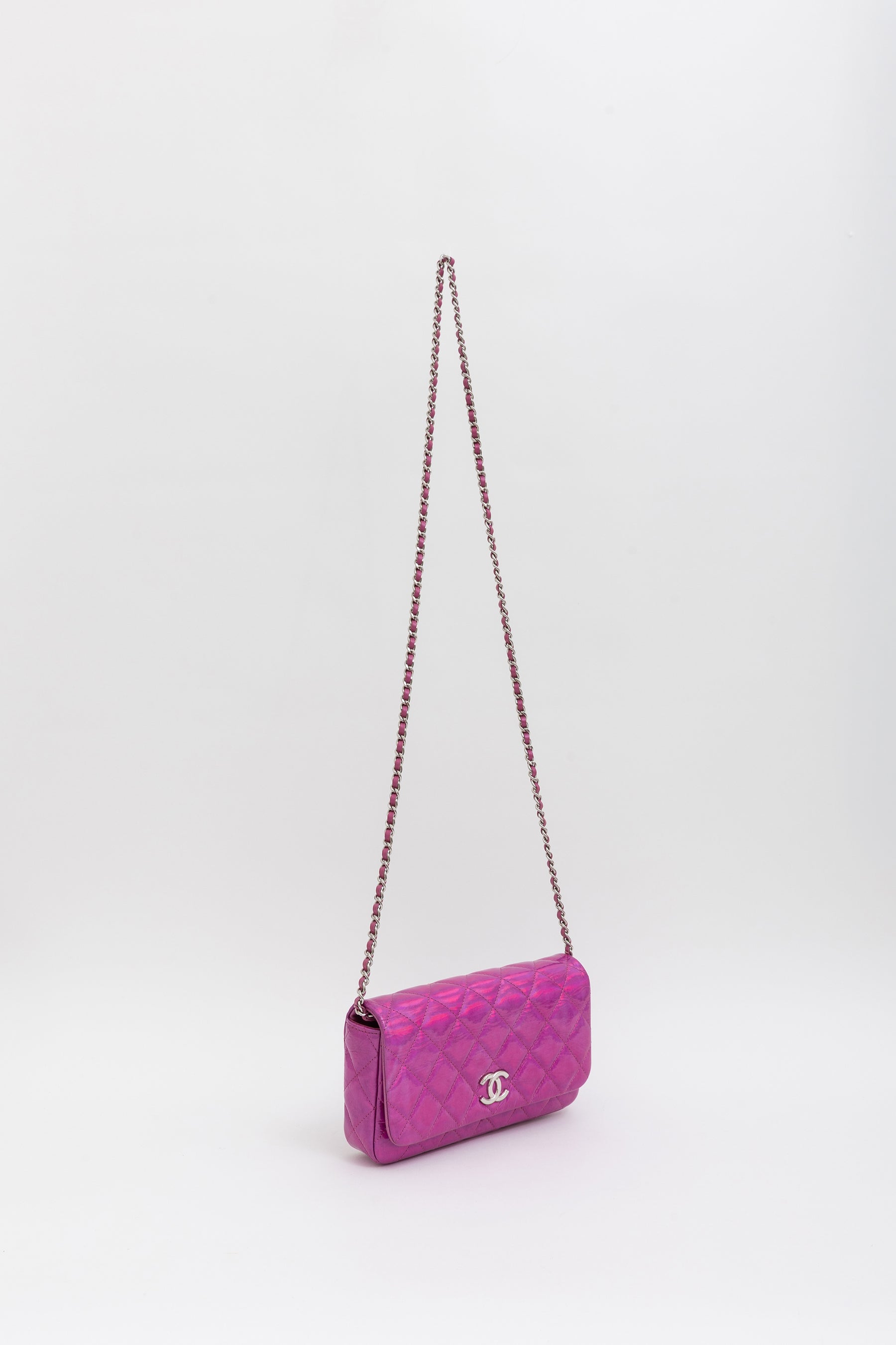 Iridescent Wallet on Chain