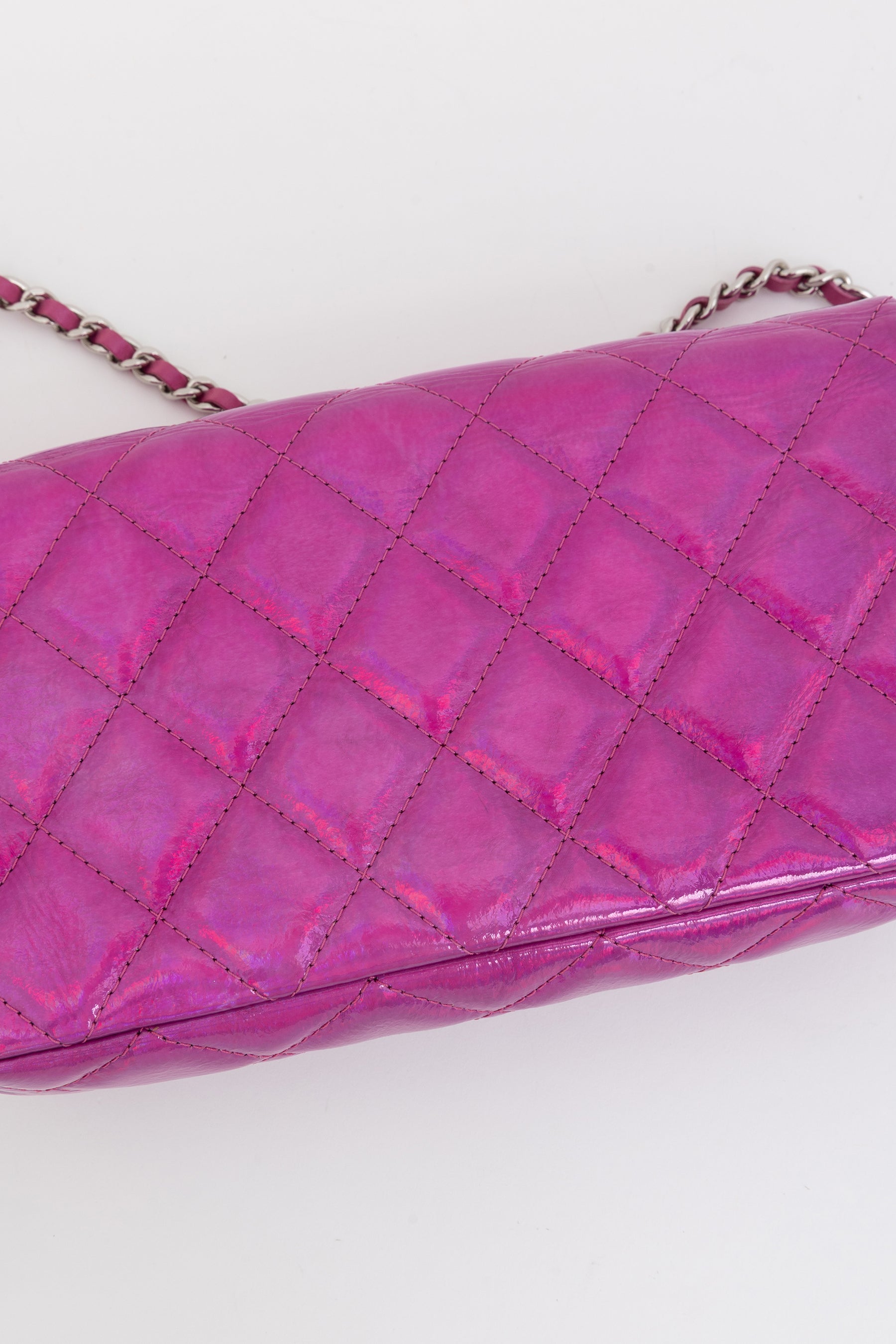 Iridescent Wallet on Chain