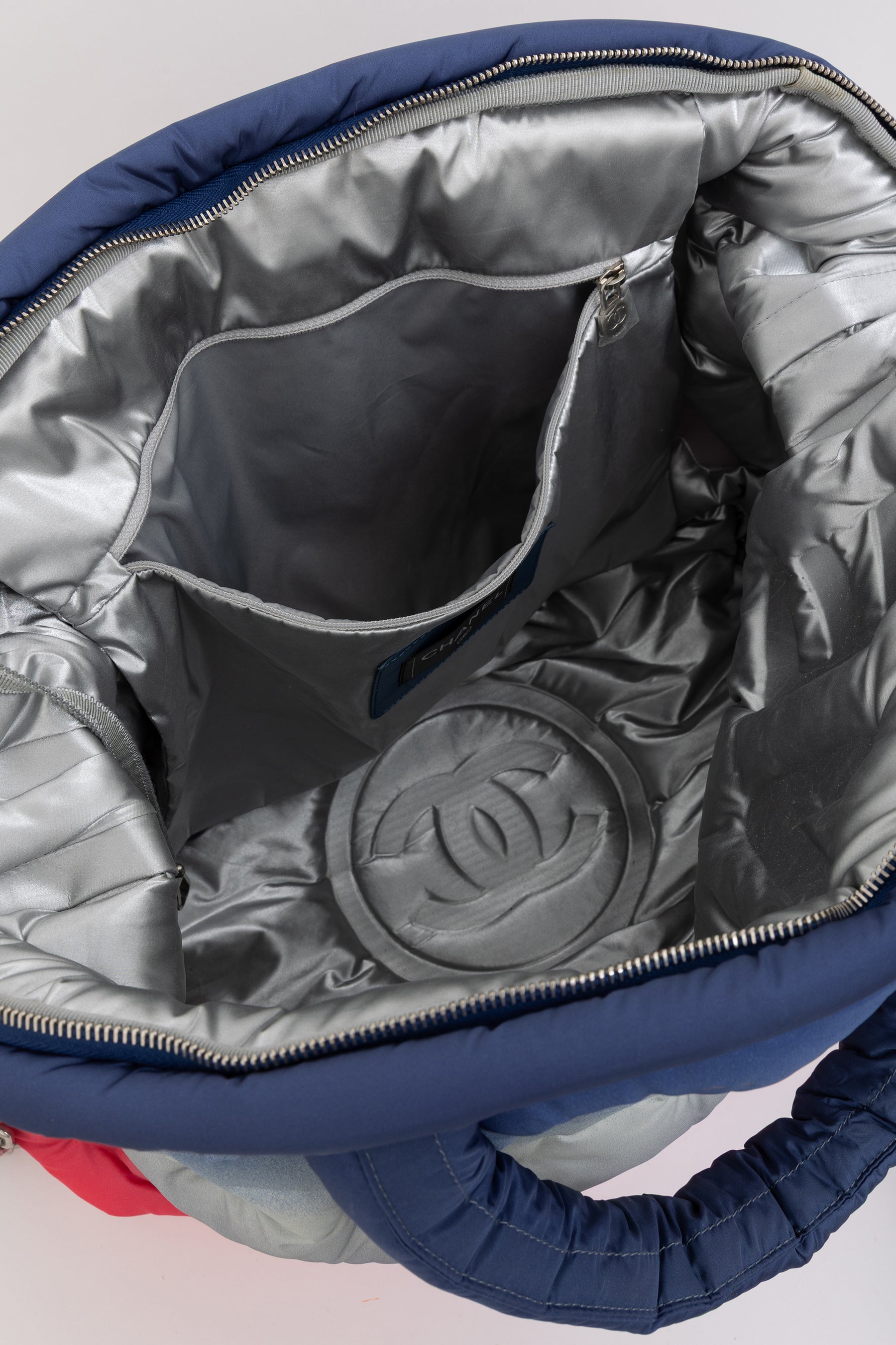 Ombre Doudoune Tote Bag