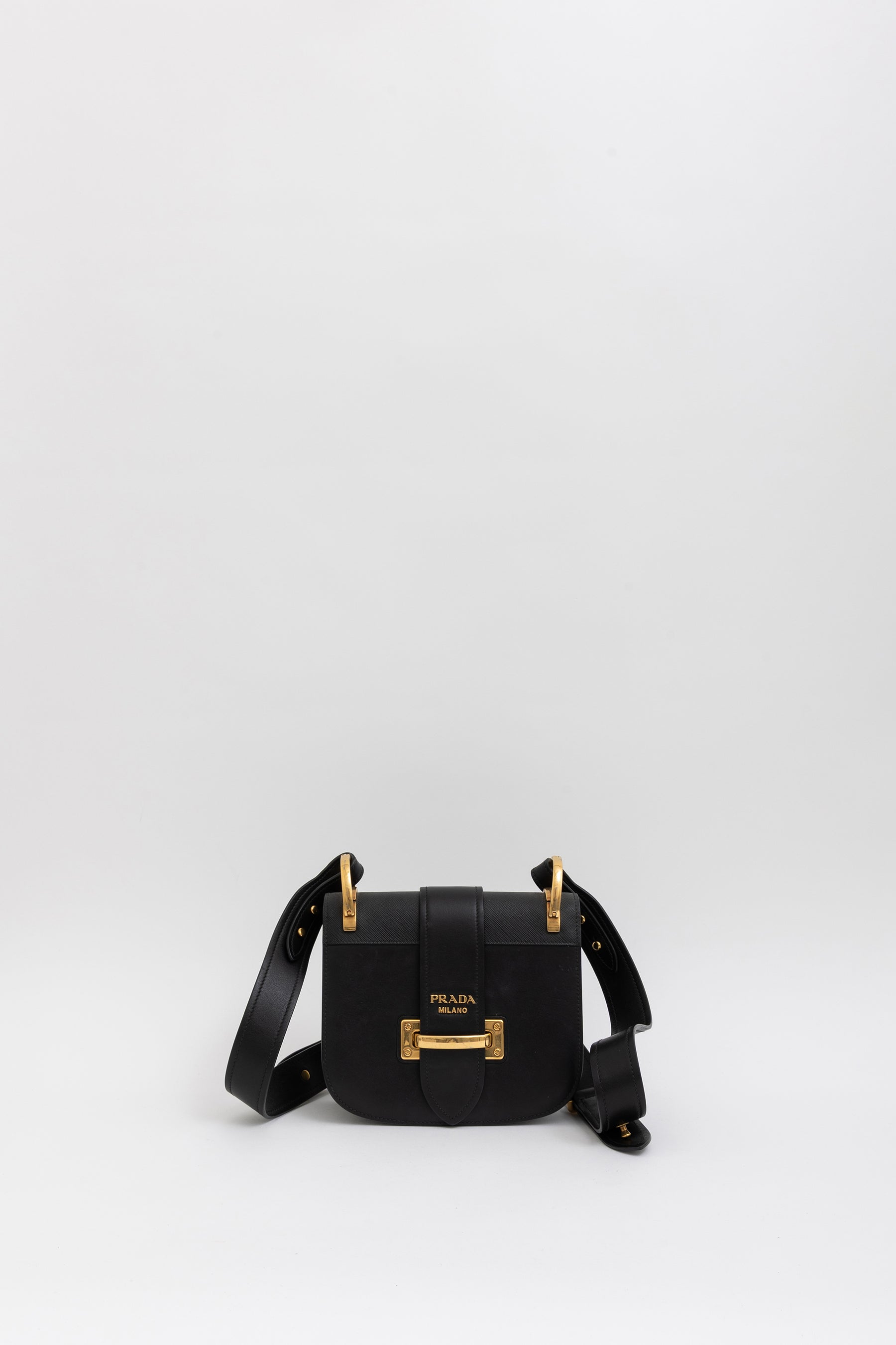 Cahier Curved Crossbody Bag